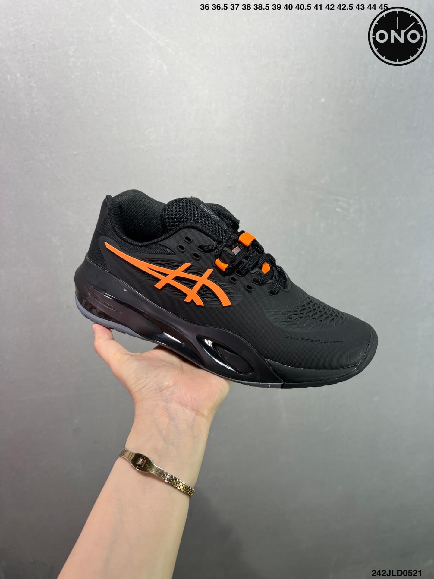 Asics_66_4.jpg