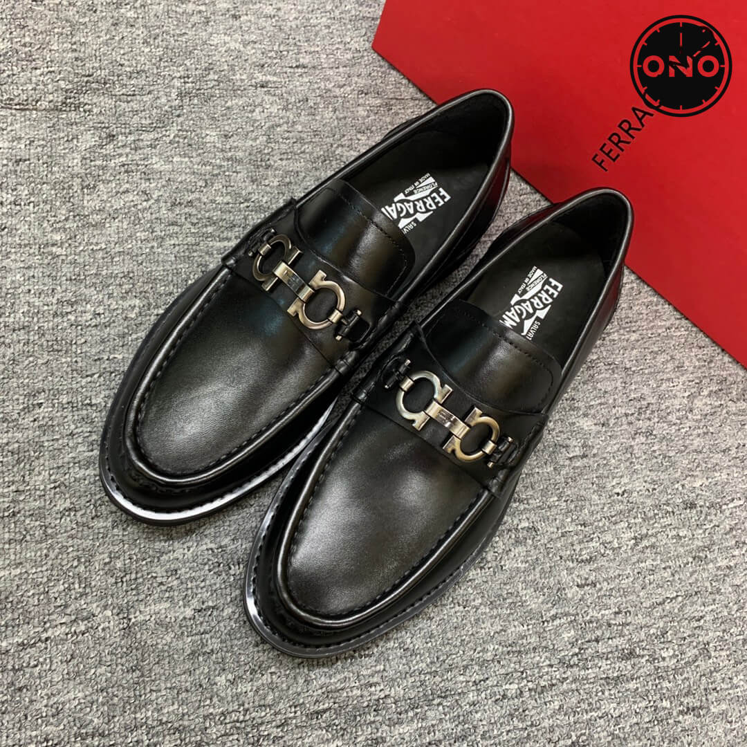 Ferragamo_90_3.jpg