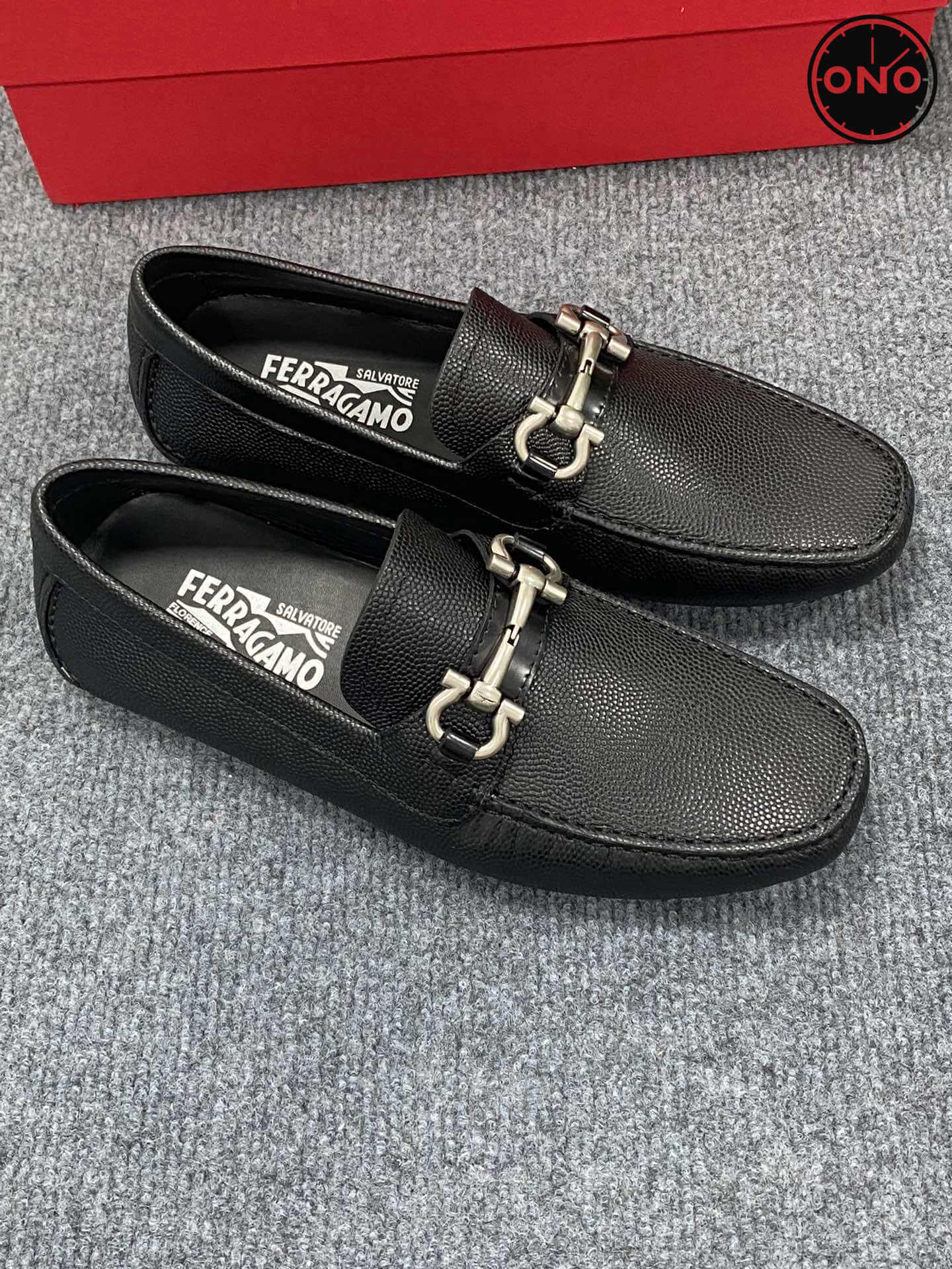 Ferragamo_49_2.jpg