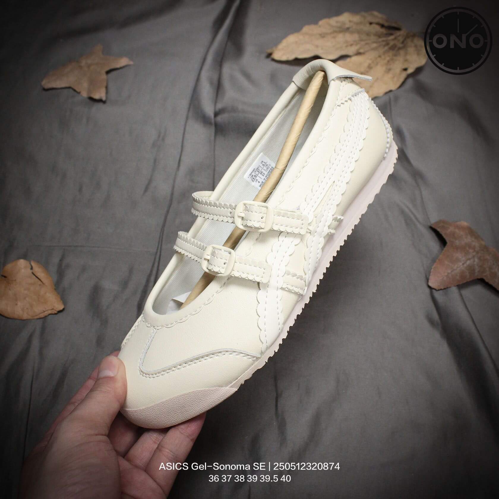 Asics_62_3.jpg