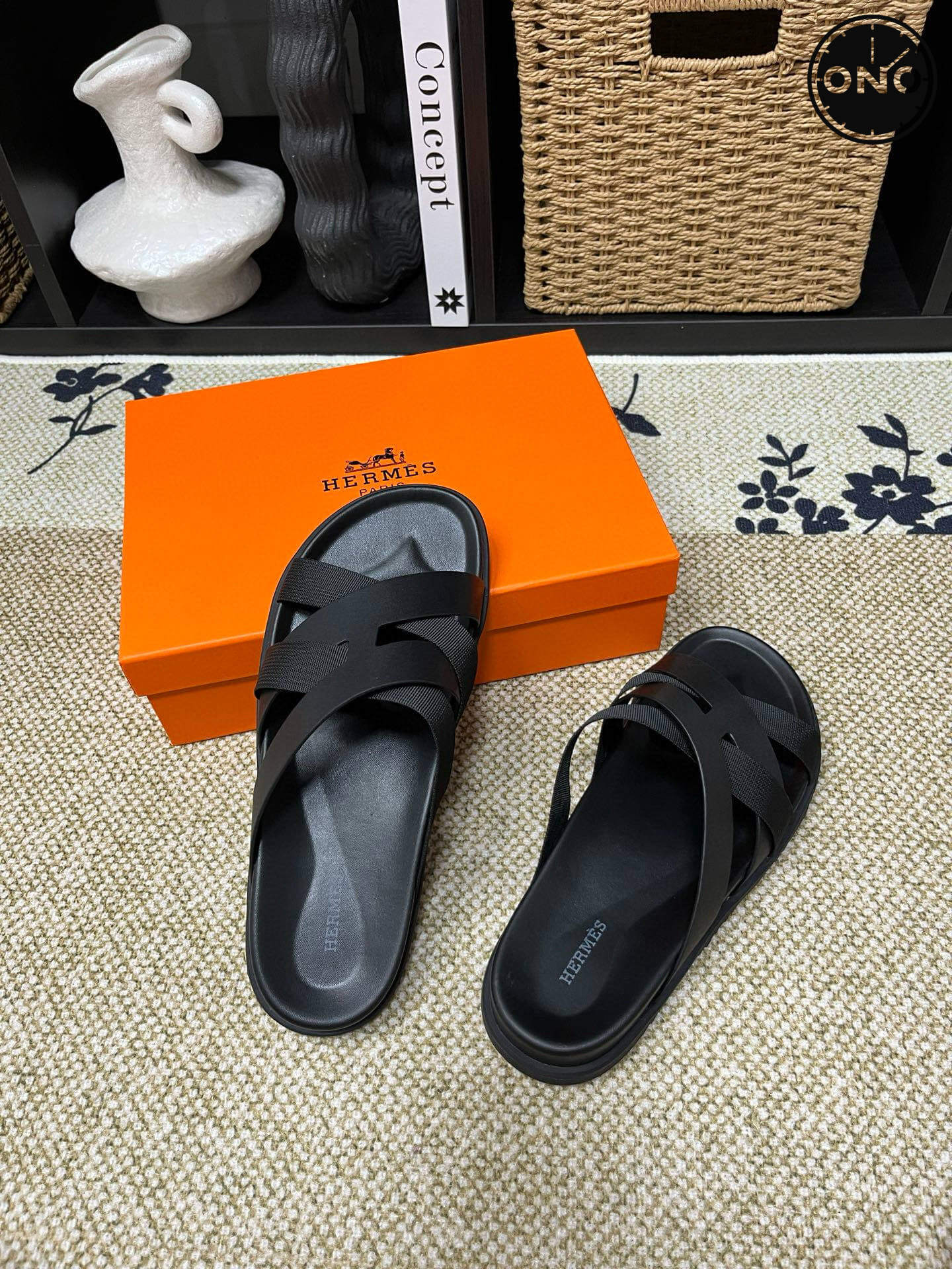 Hermes-Slippers_19_4.jpg