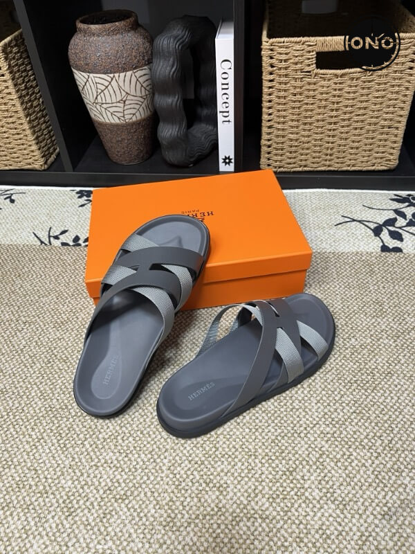 Hermes-Slippers_13_3.jpg