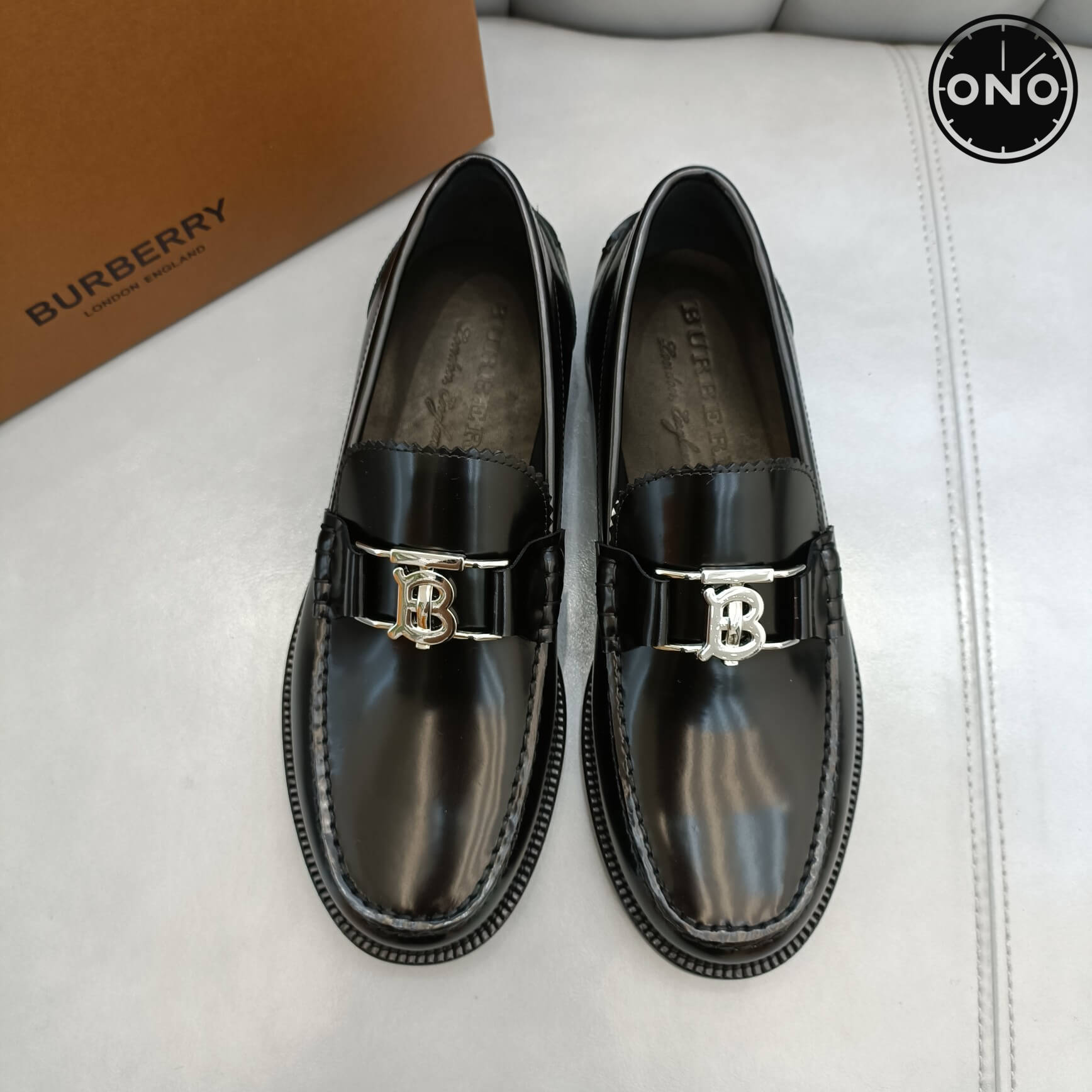 Burberry_7_3.jpg