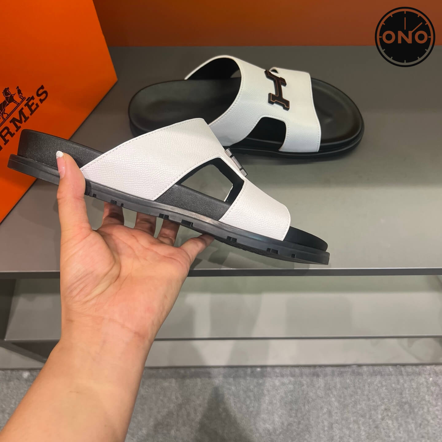 Hermes-Slippers_62_7.jpg