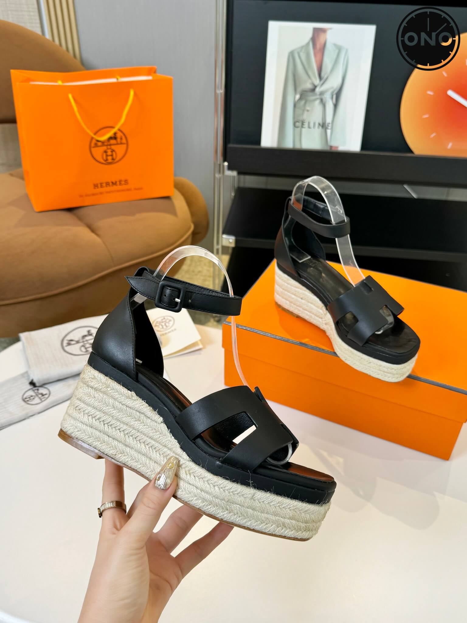 Hermes-Slippers_90_8.jpg