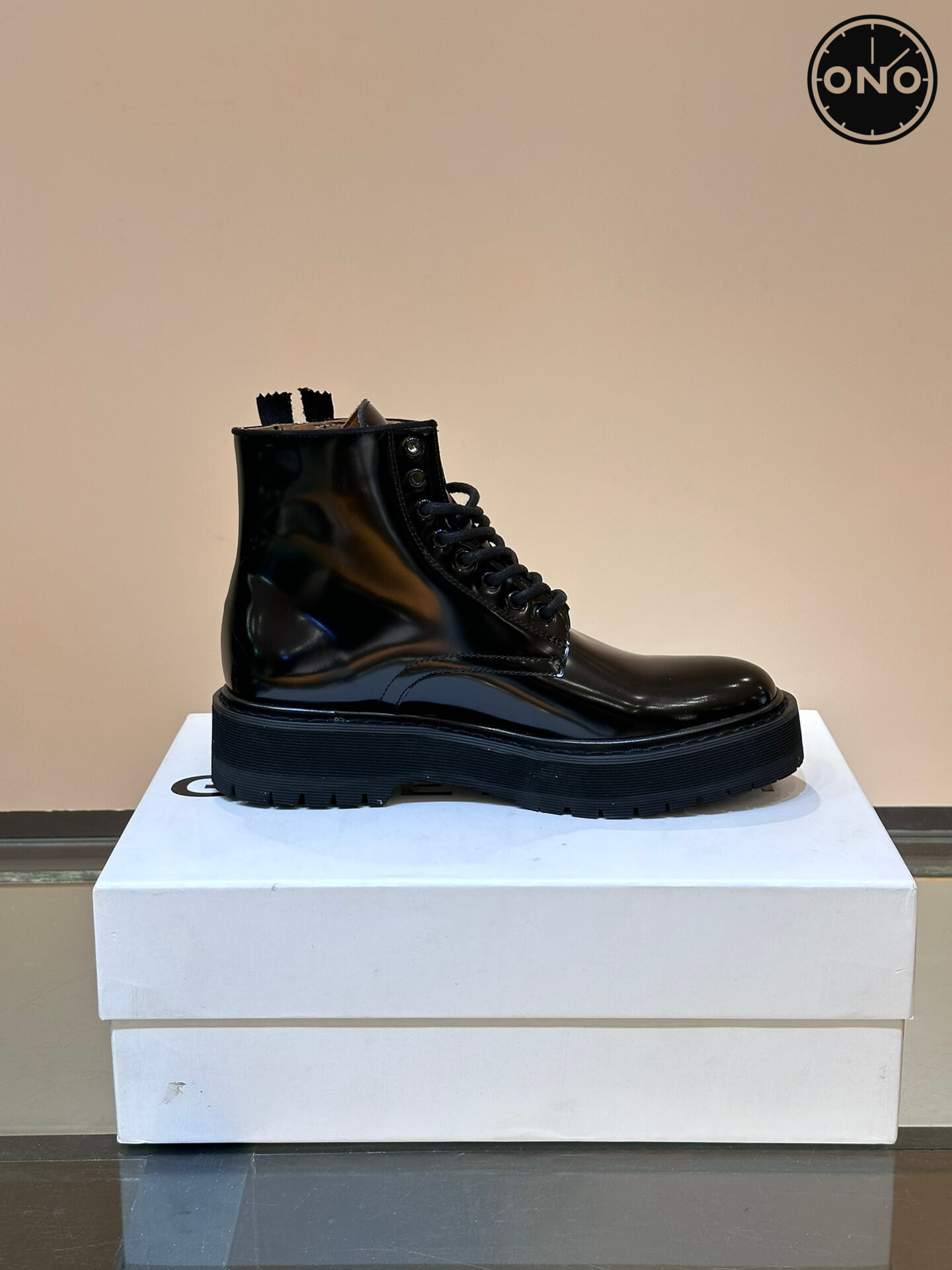 Givenchy_76_6.jpg