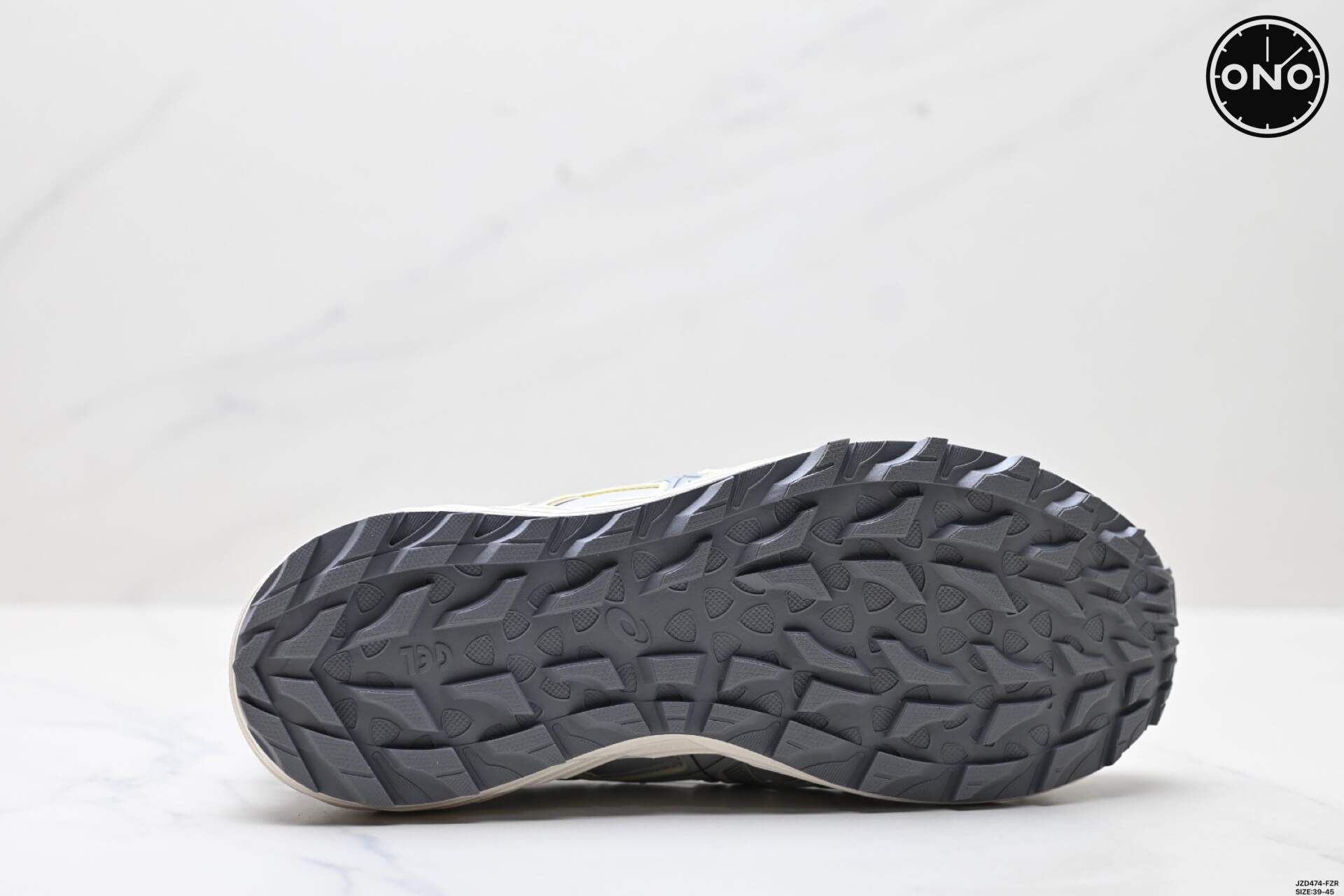 Asics_57_9.jpg