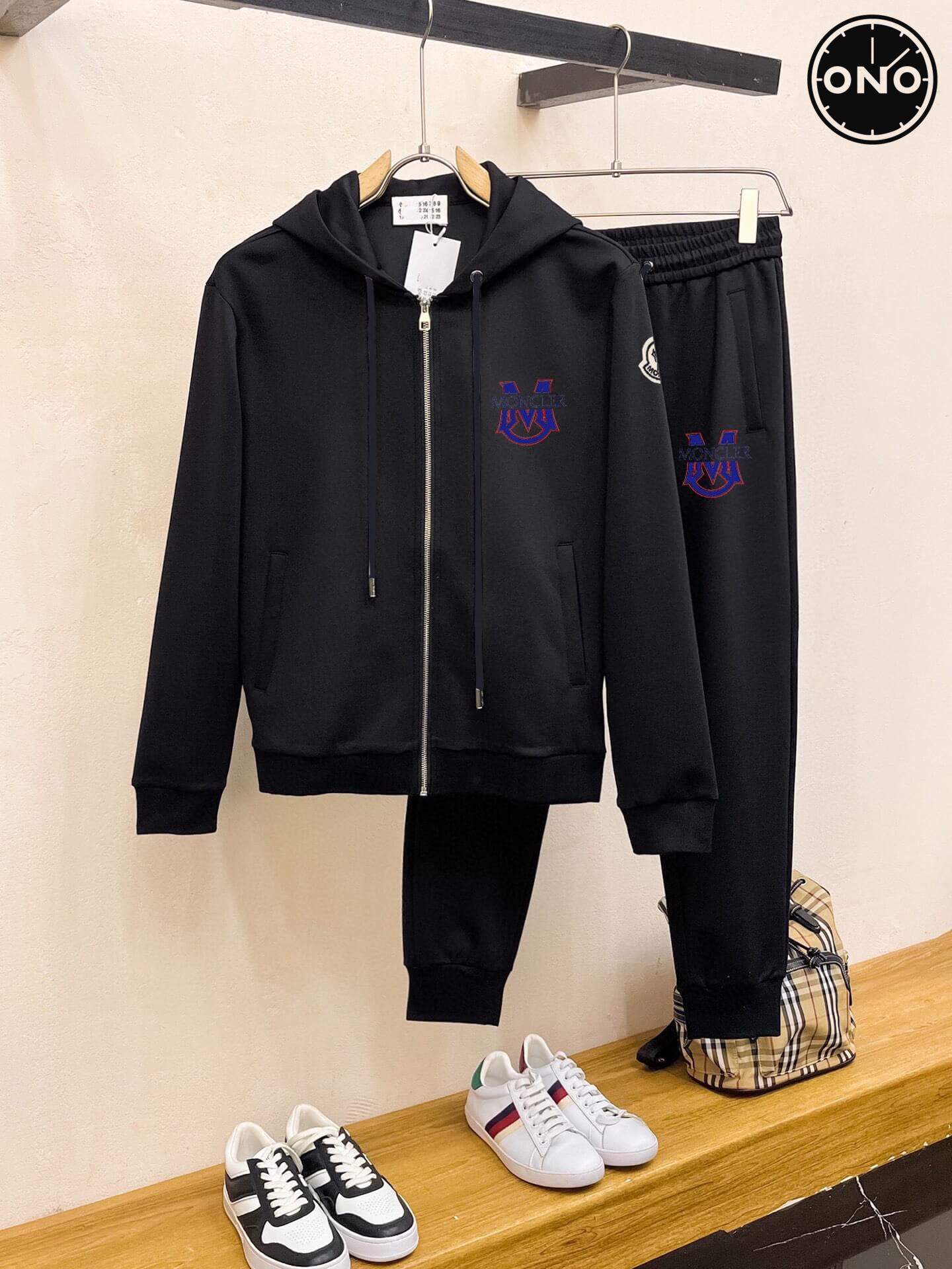 Moncler_Sweater_1_2.jpg