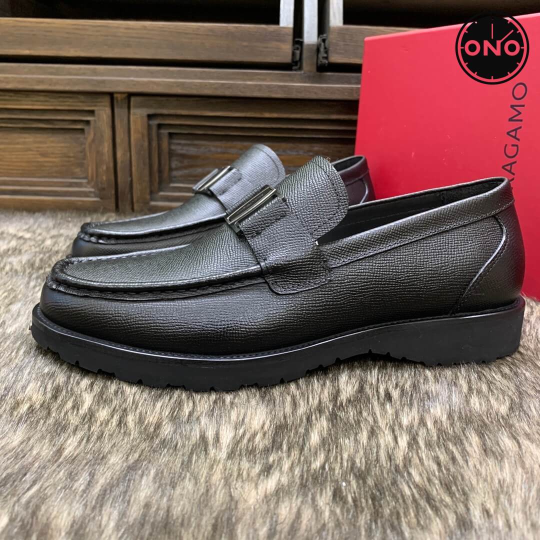 Ferragamo_67_4.jpg