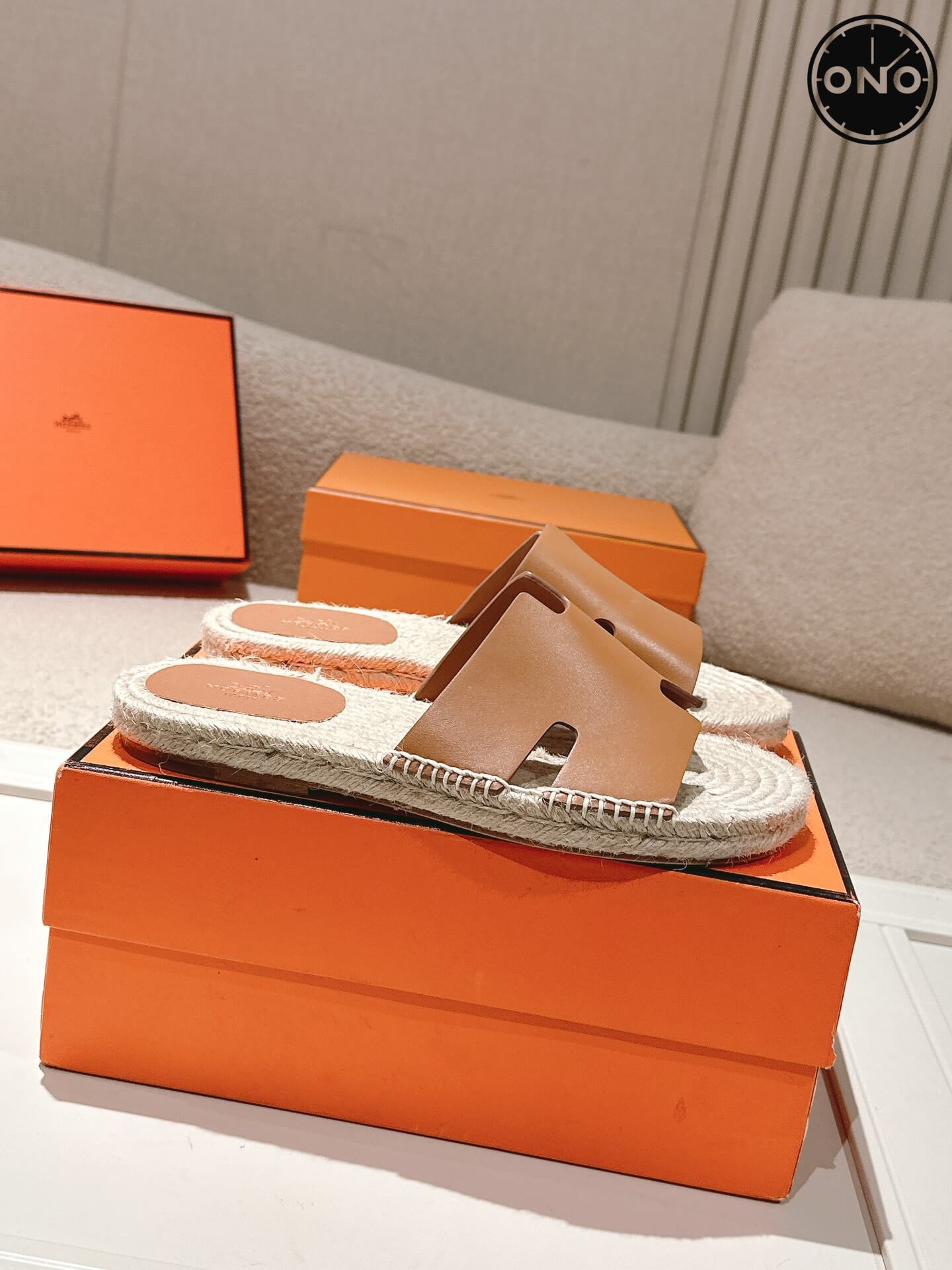 Hermes-Slippers_46_2.jpg