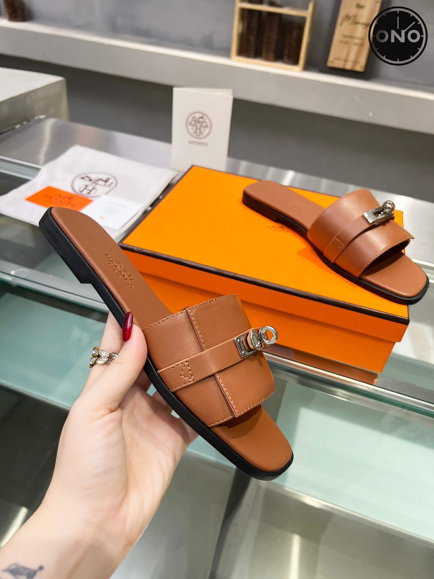 Hermes_52_4.jpg