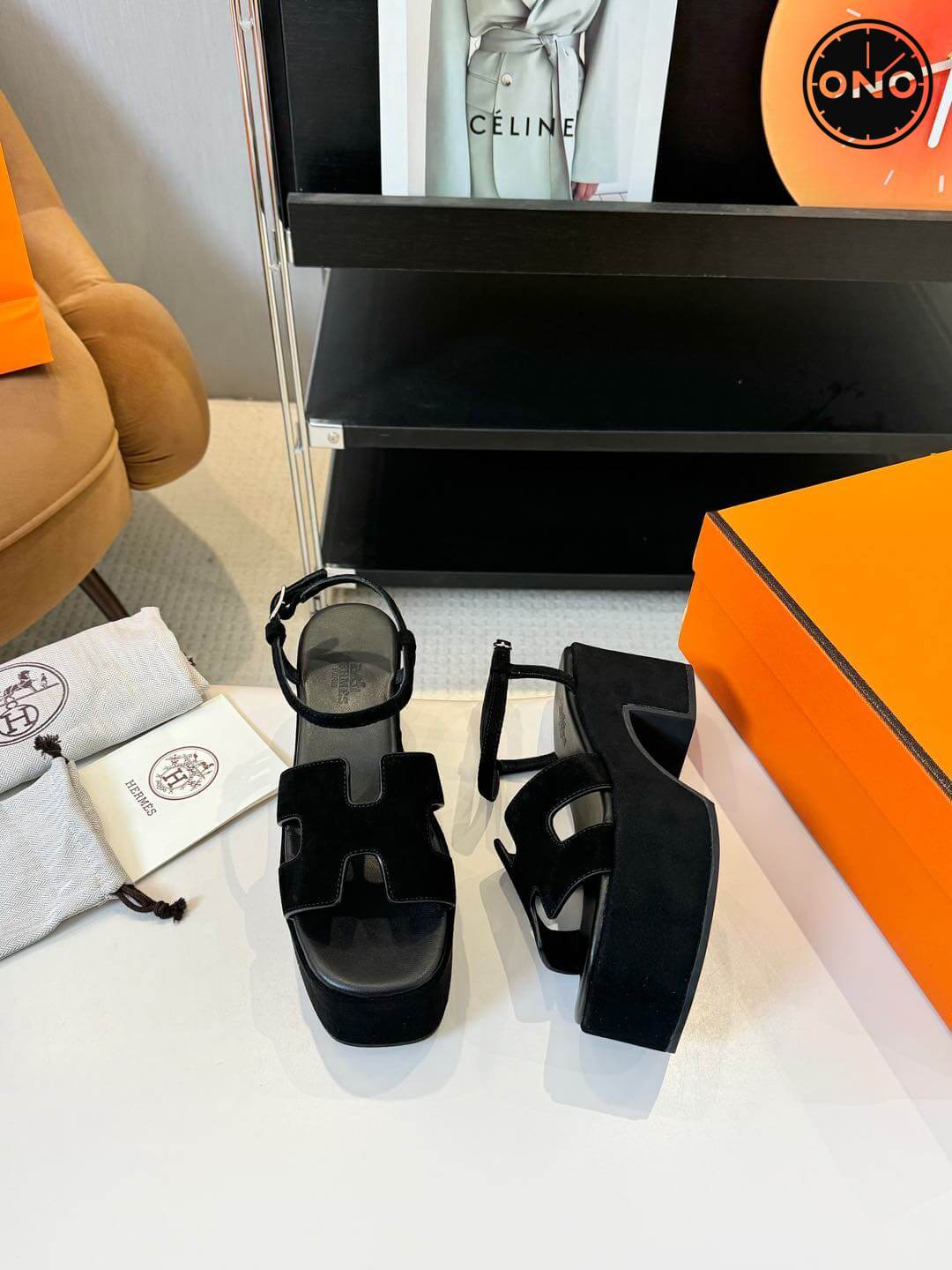 Hermes-Slippers_75_2.jpg