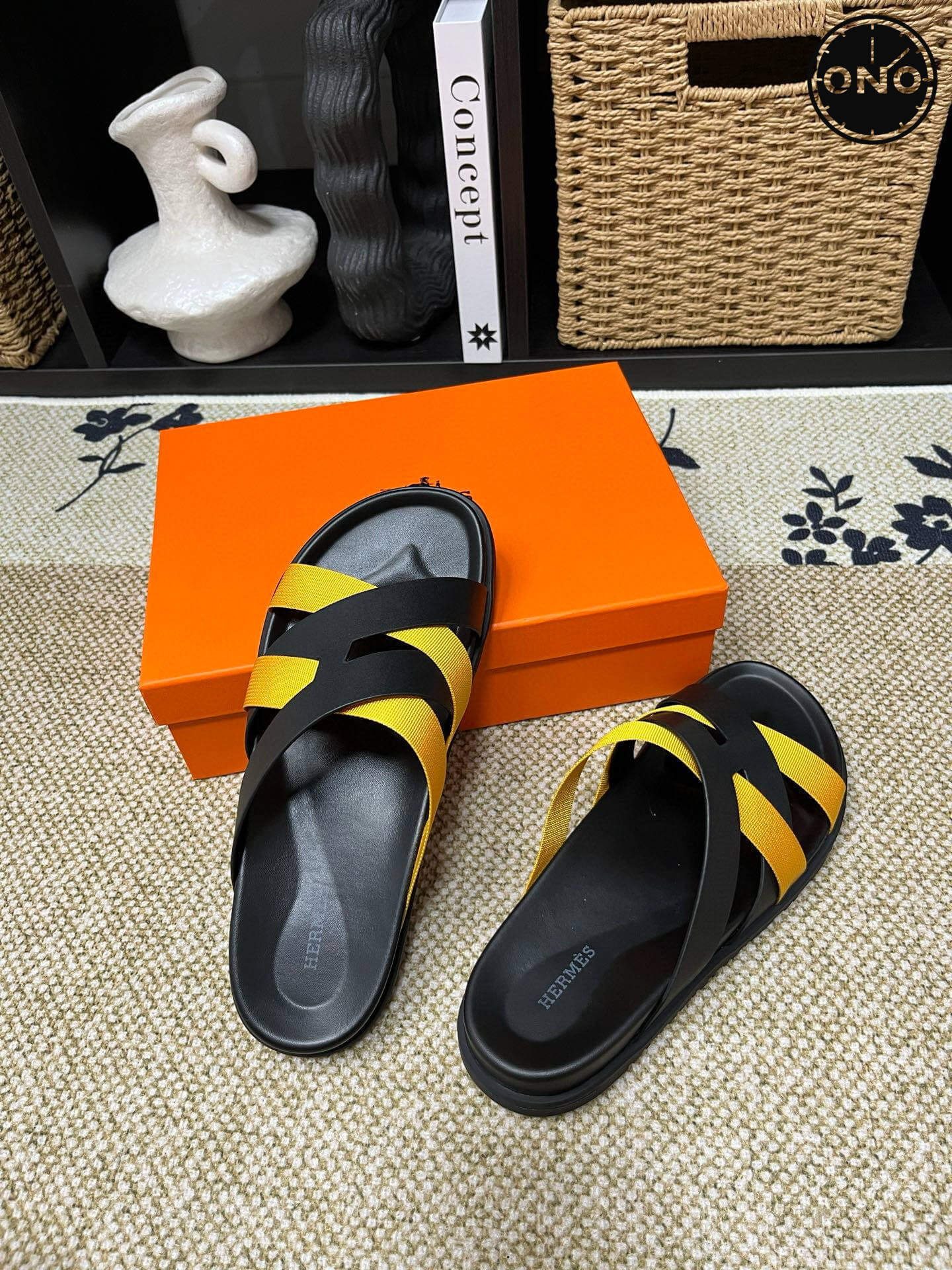 Hermes-Slippers_18_3.jpg
