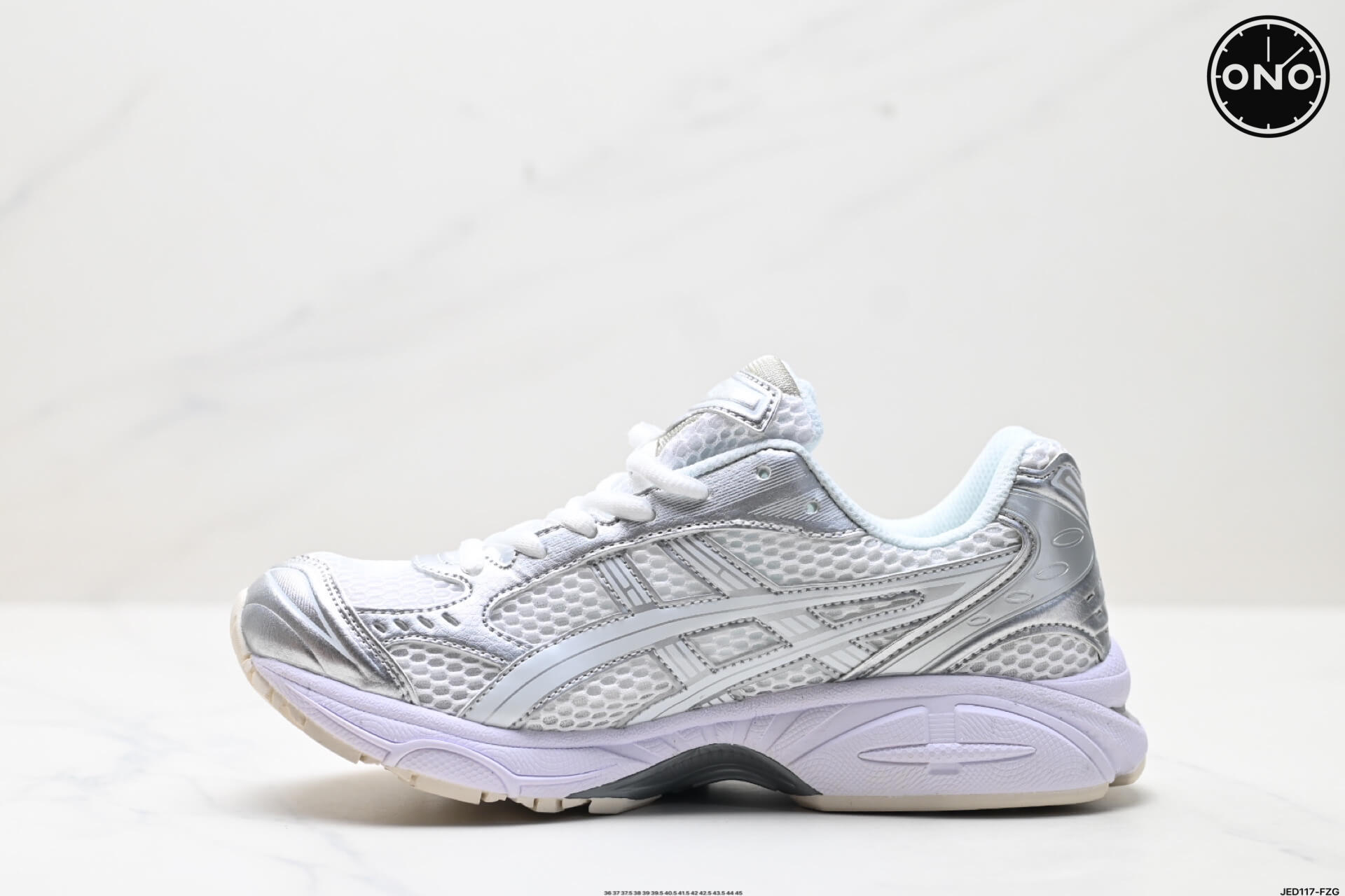 Asics_35_3.jpg