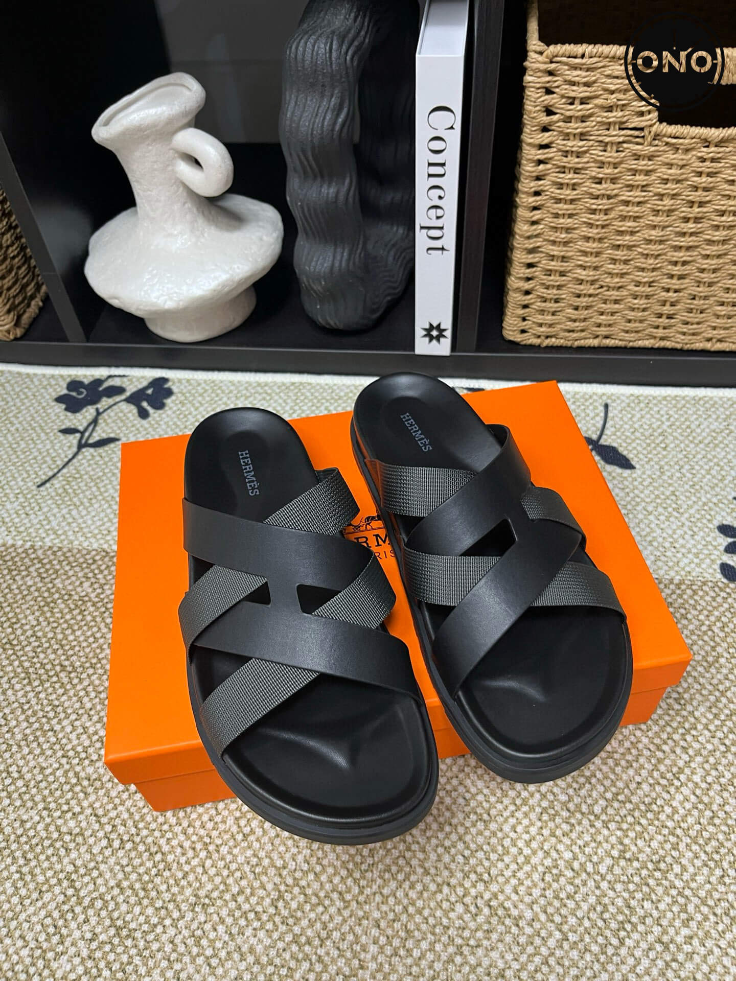 Hermes-Slippers_27_4.jpg