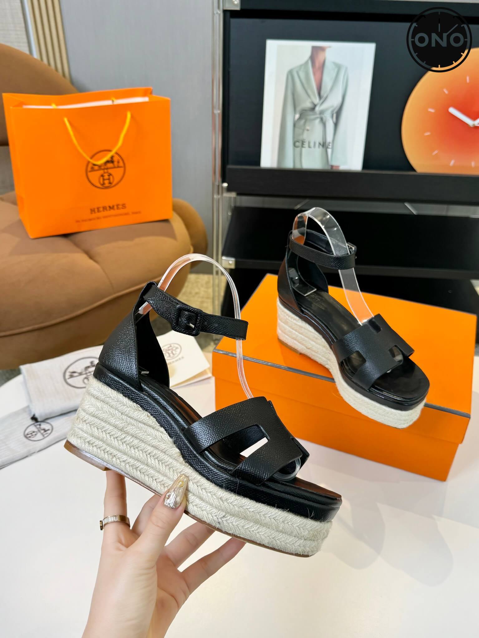 Hermes-Slippers_87_8.jpg