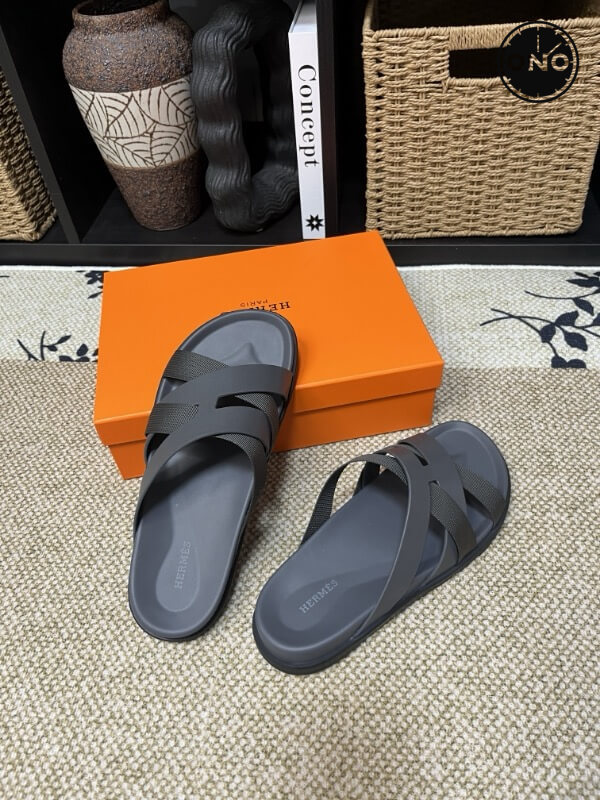 Hermes-Slippers_16_3.jpg