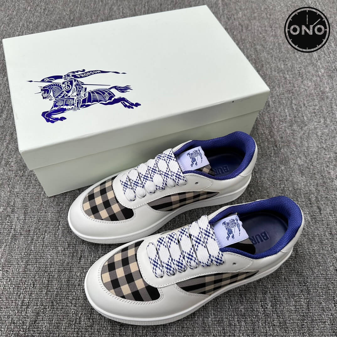 Burberry_3_6.jpg