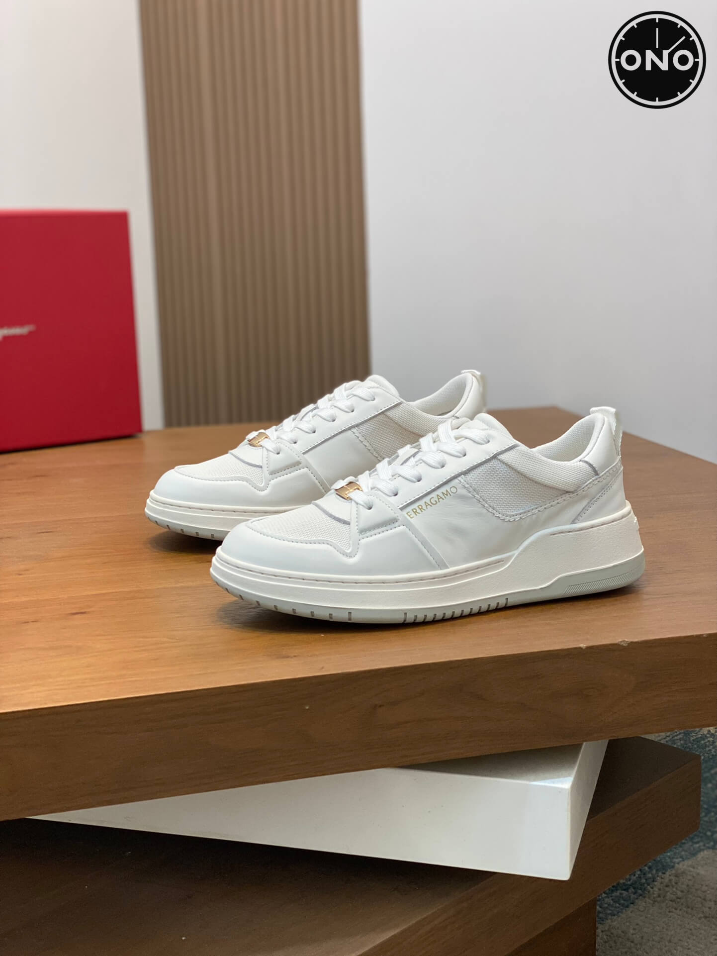 Ferragamo_48_2.jpg