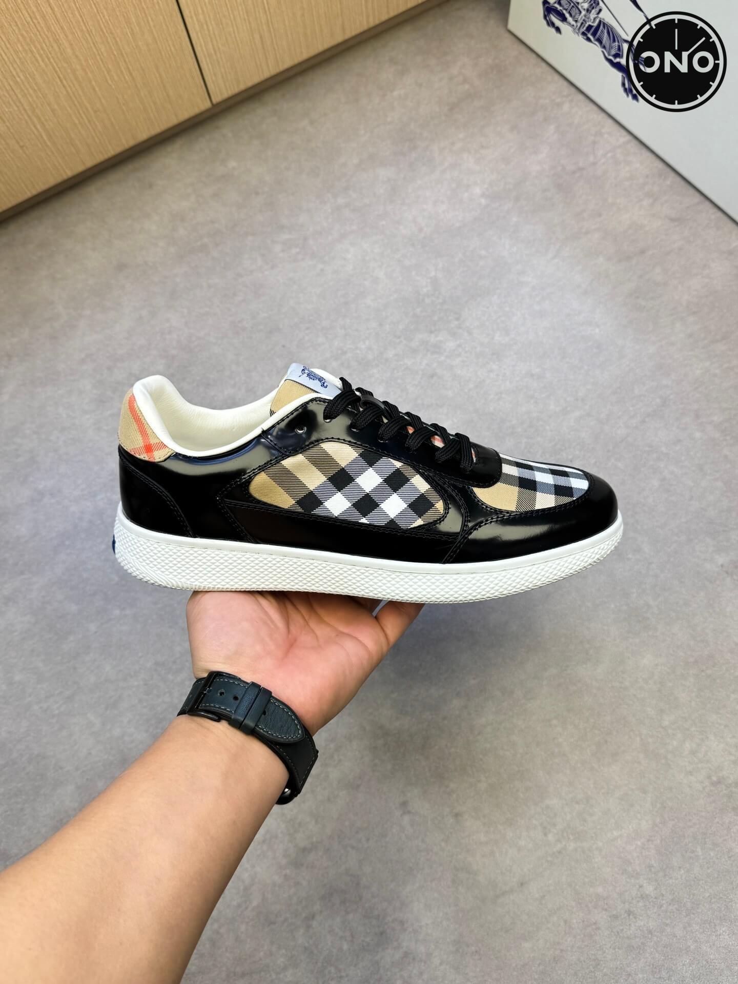 Burberry_59_4.jpg