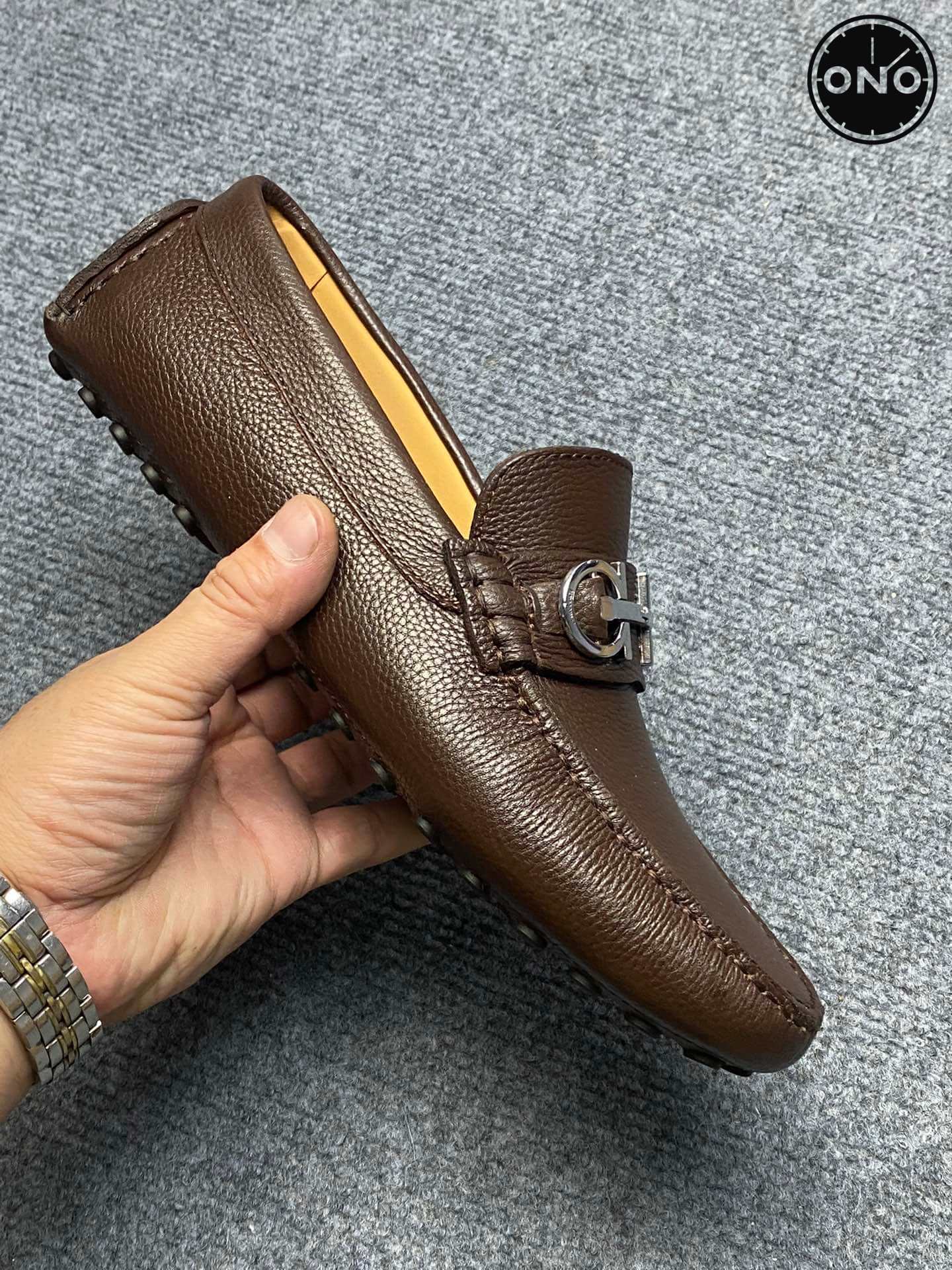 Ferragamo_38_5.jpg