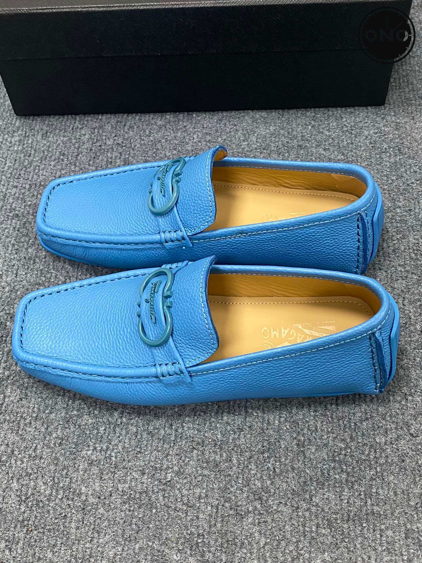 Ferragamo_3_3.jpg