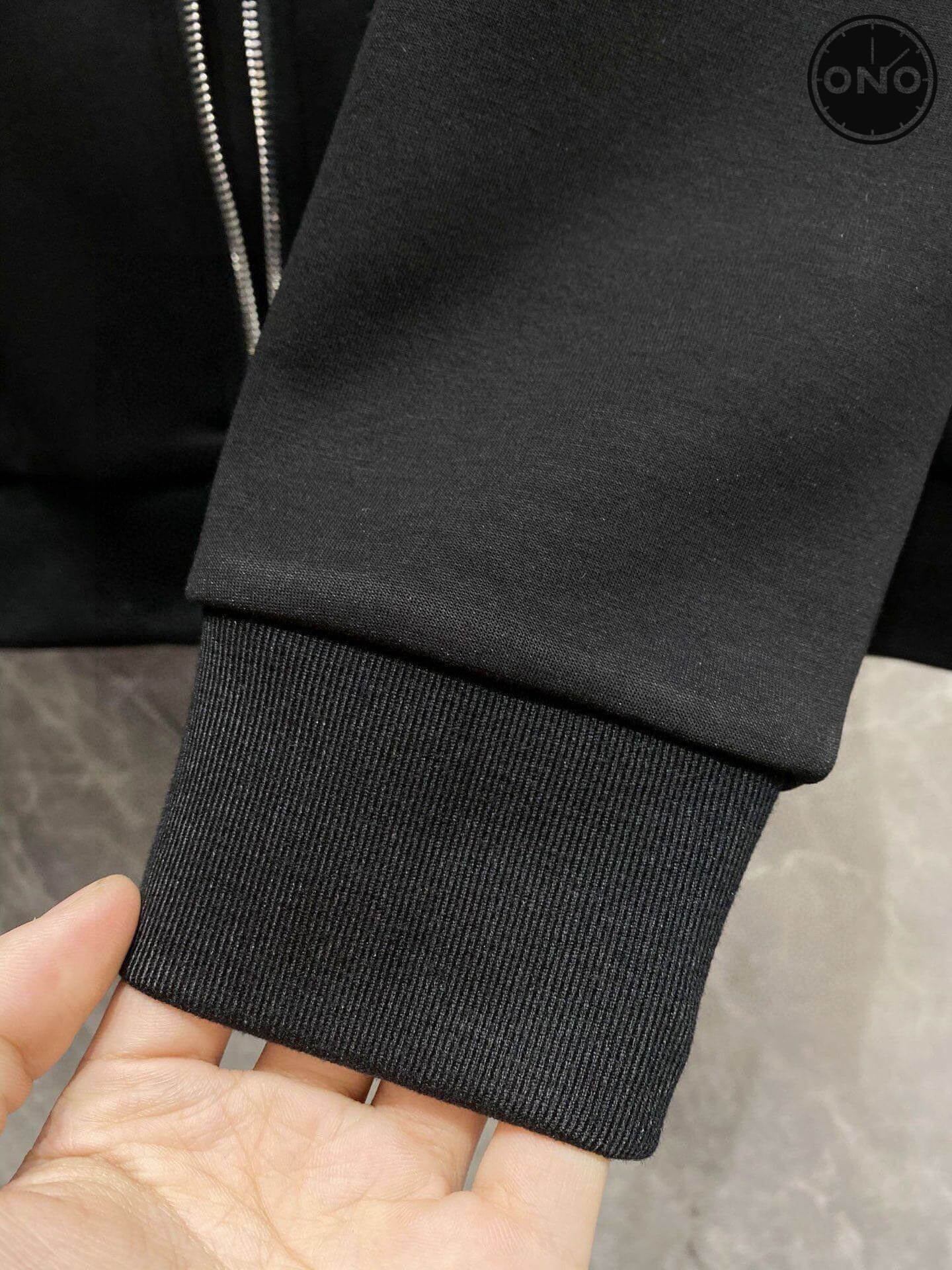 Moncler_Sweater_9_7.jpg
