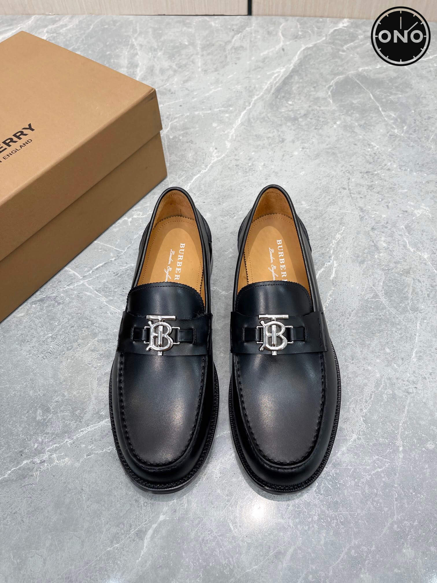 Burberry_20_6.jpg