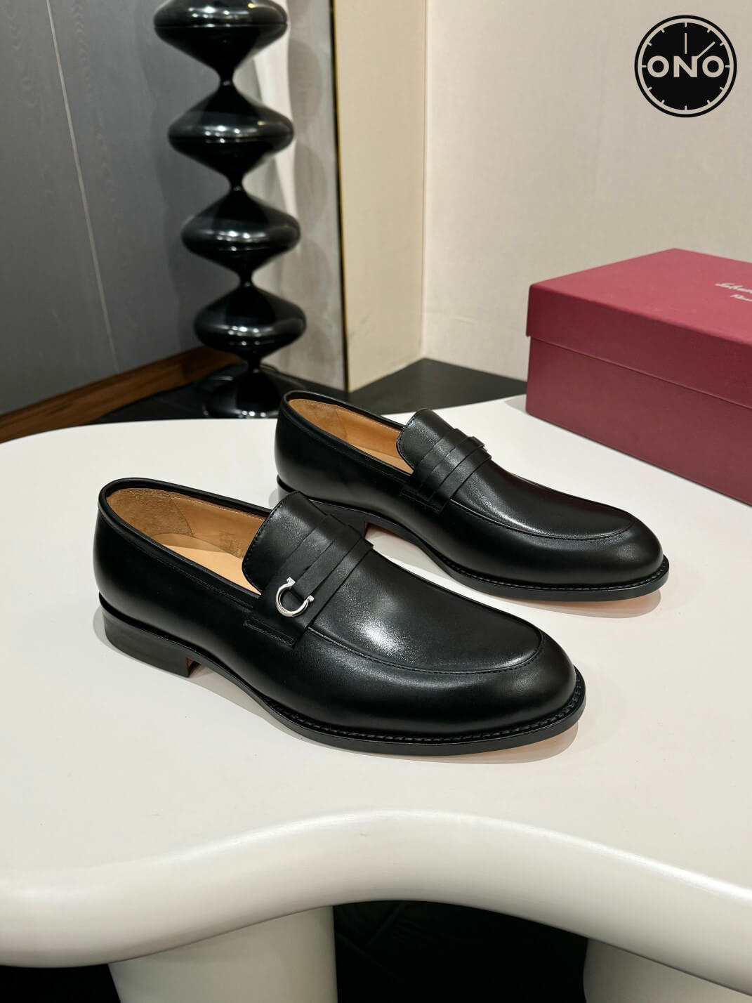 Ferragamo_33_2.jpg