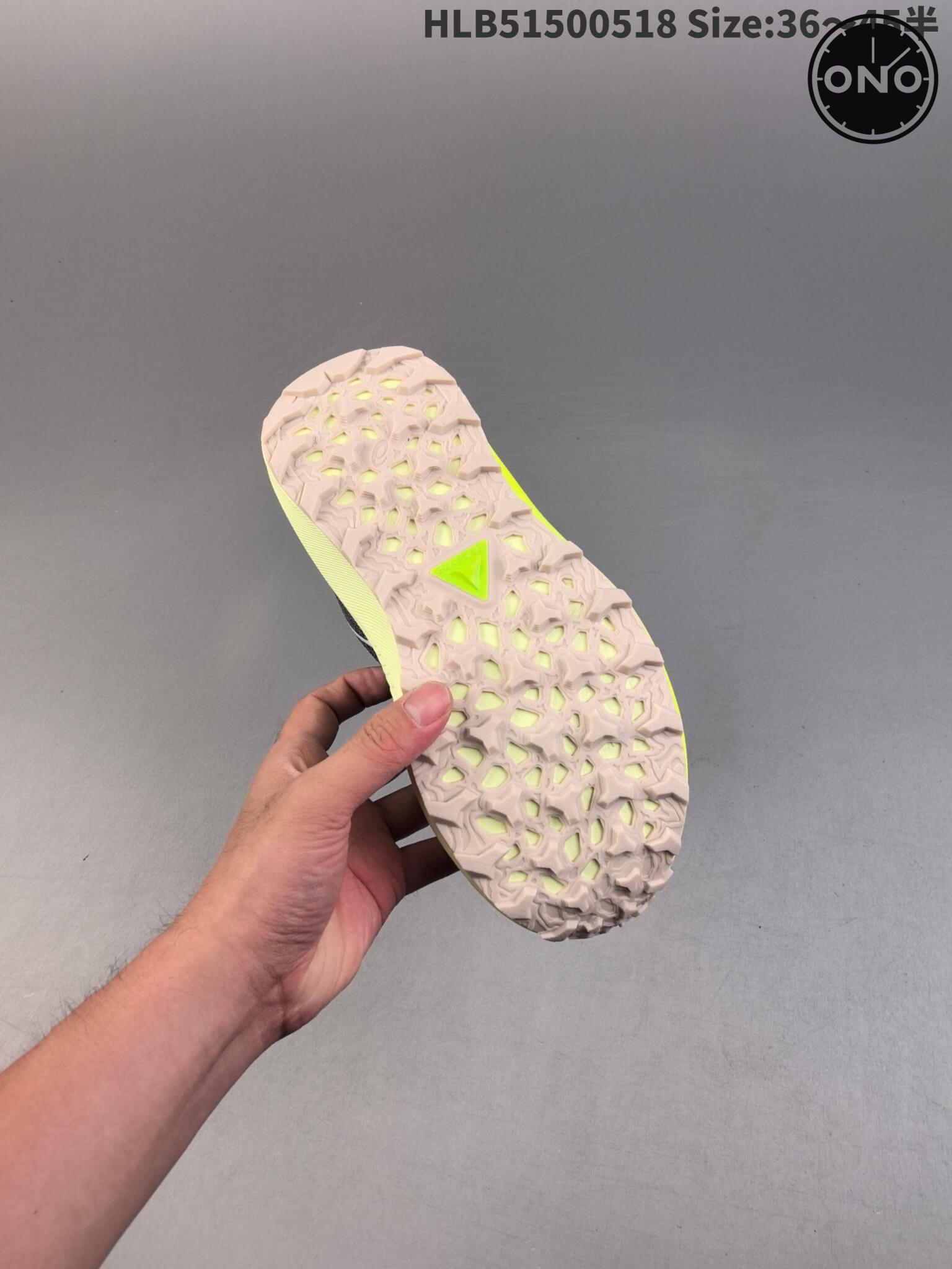 Asics_3_6.jpg