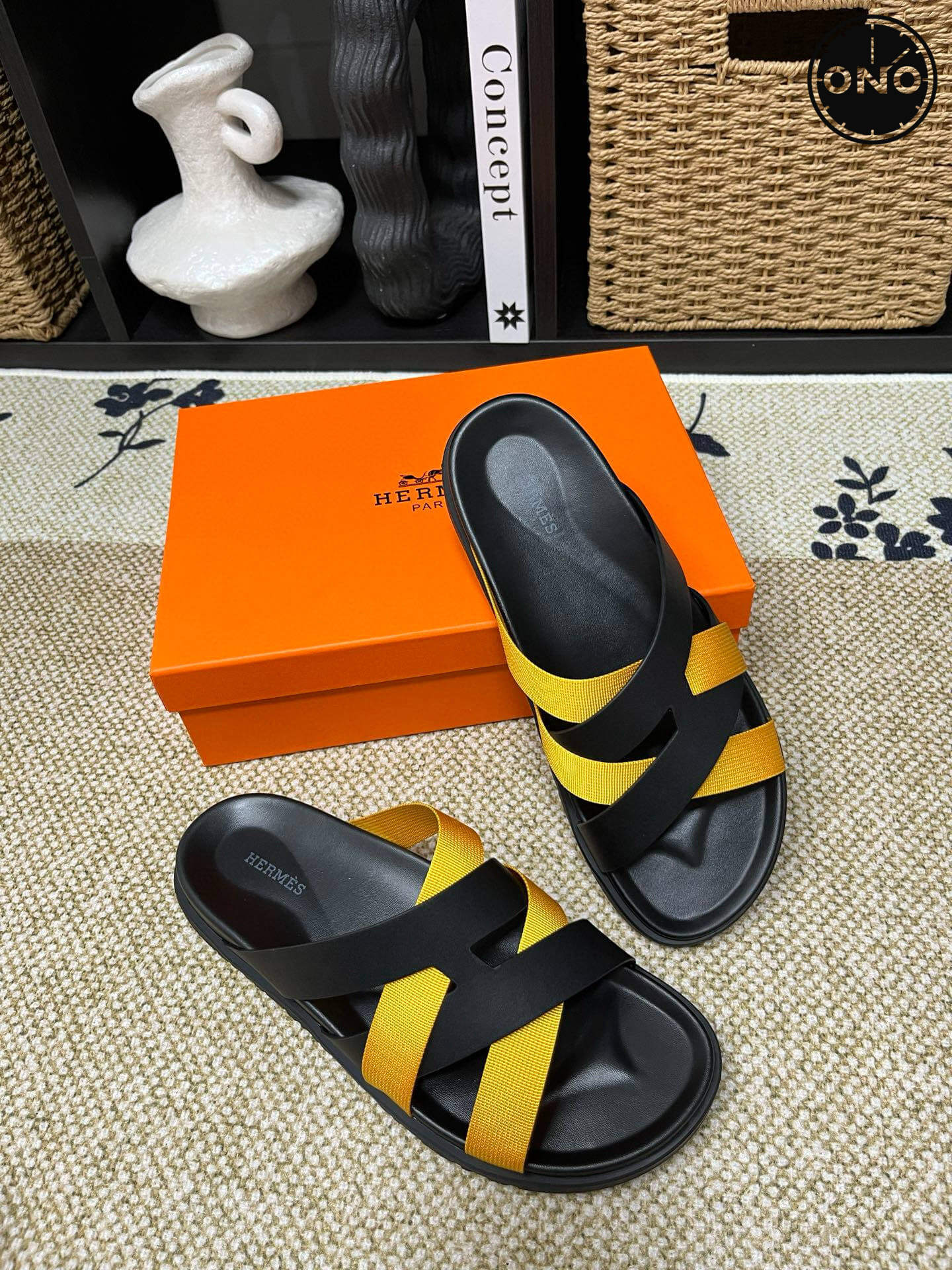 Hermes-Slippers_18_2.jpg