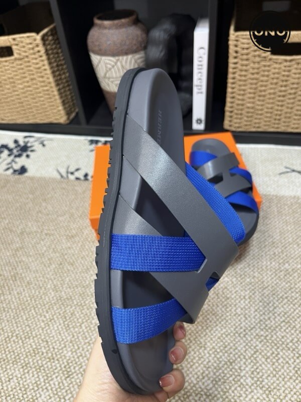 Hermes-Slippers_11_8.jpg