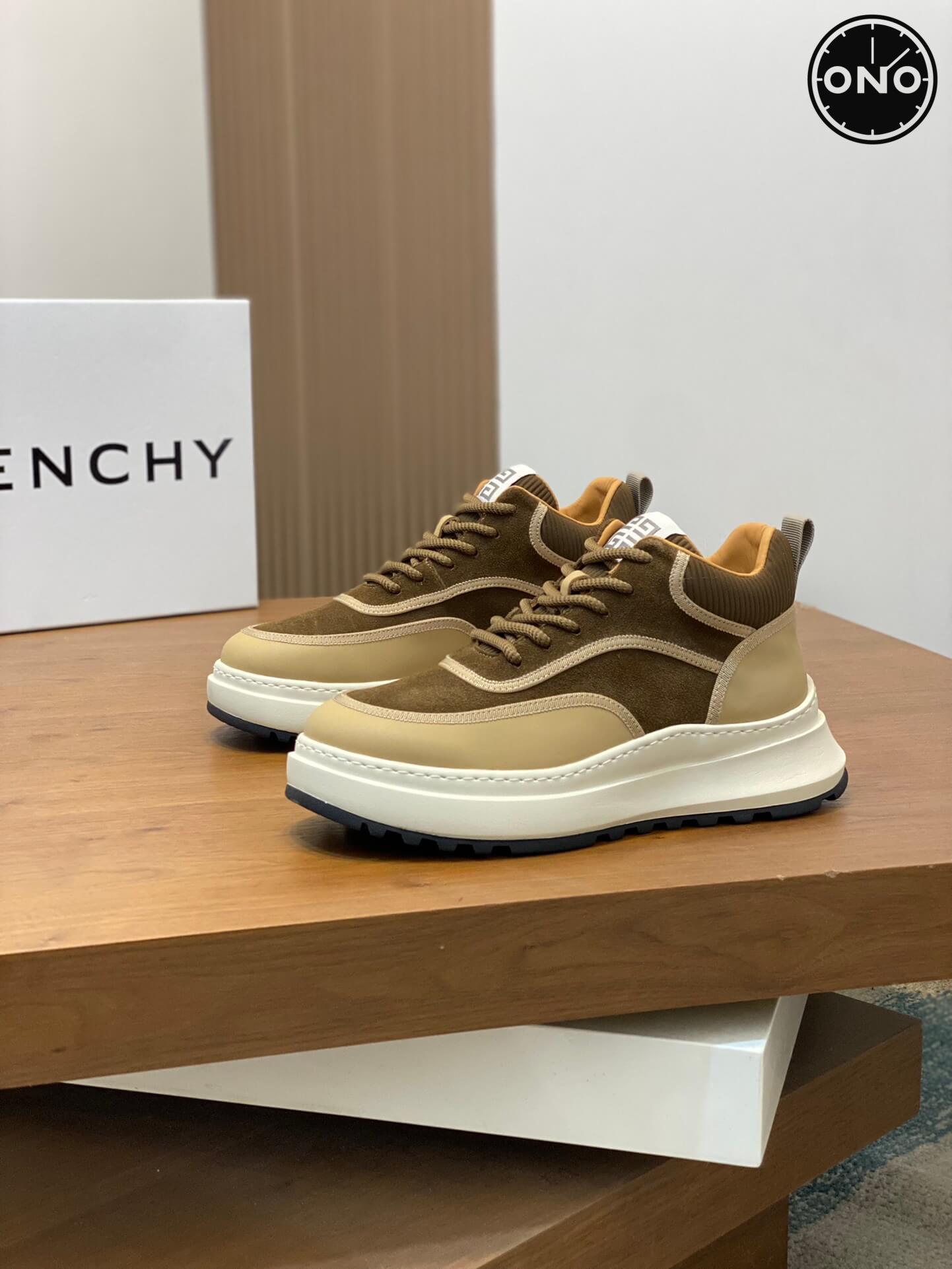 Givenchy_27_3.jpg