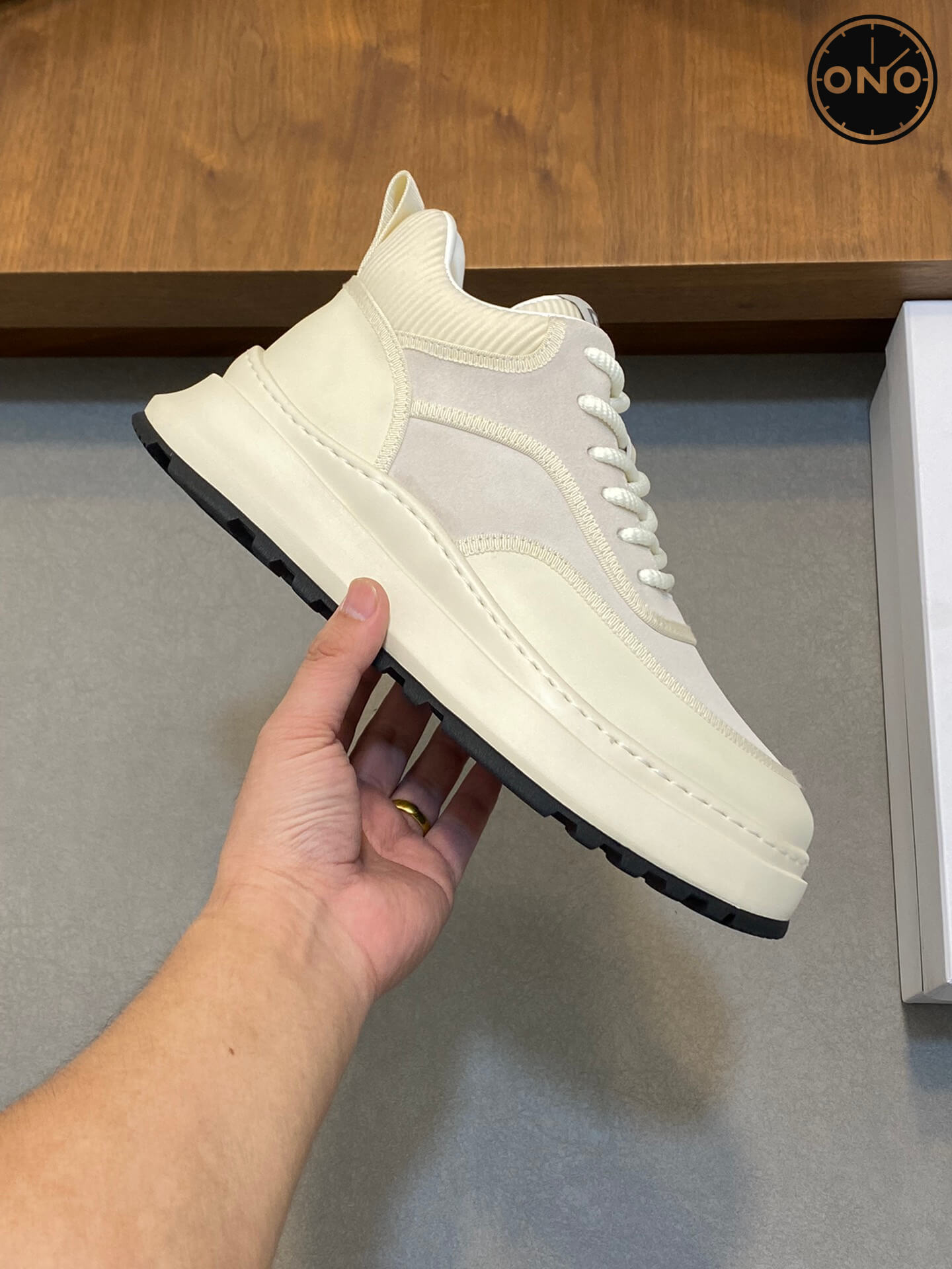 Givenchy_27_6.jpg