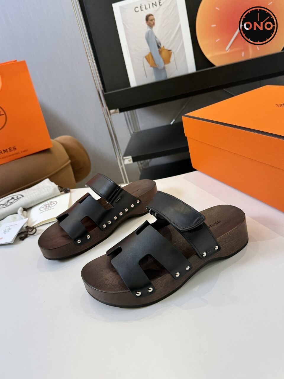 Hermes-Slippers_68_2.jpg