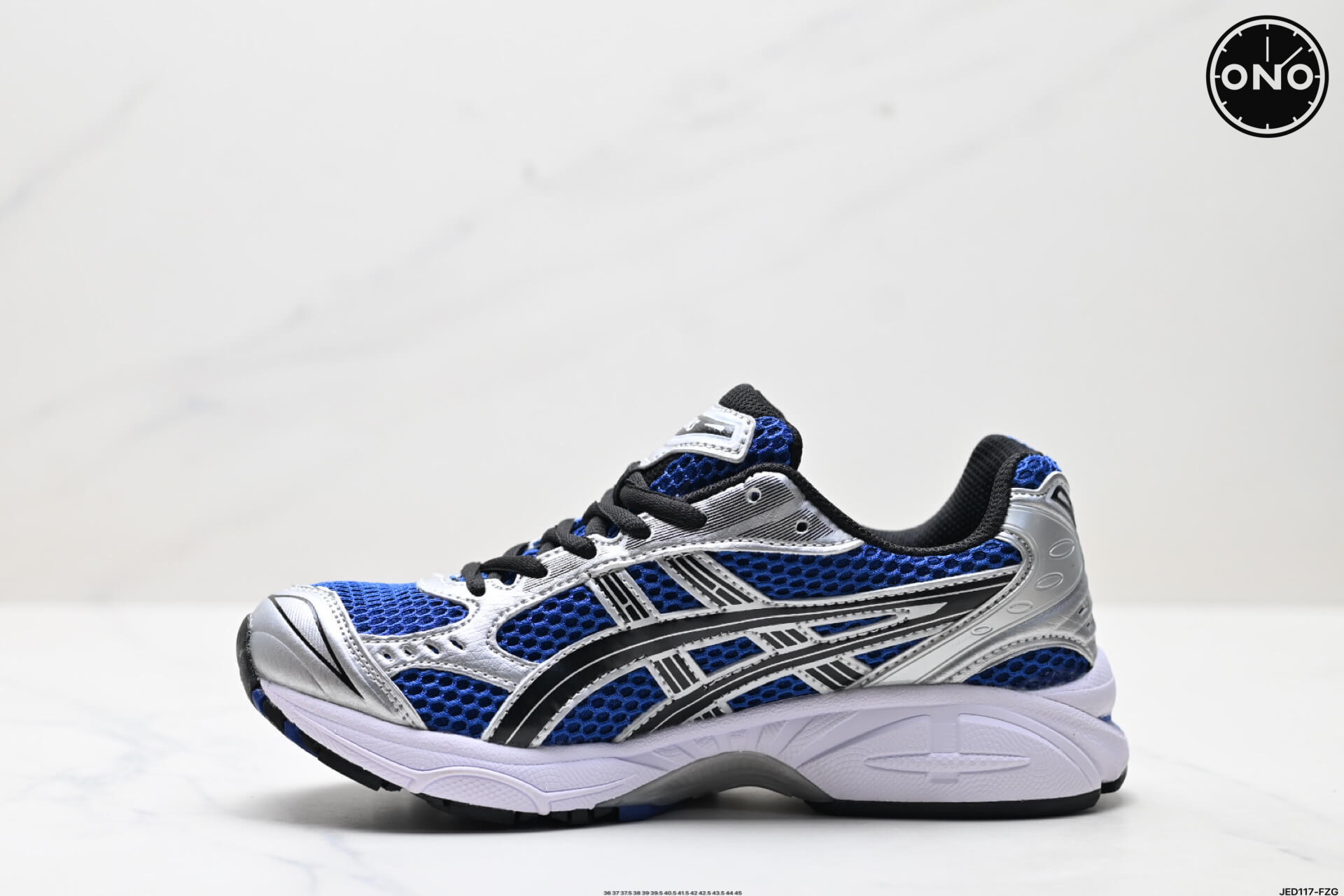 Asics_40_3.jpg