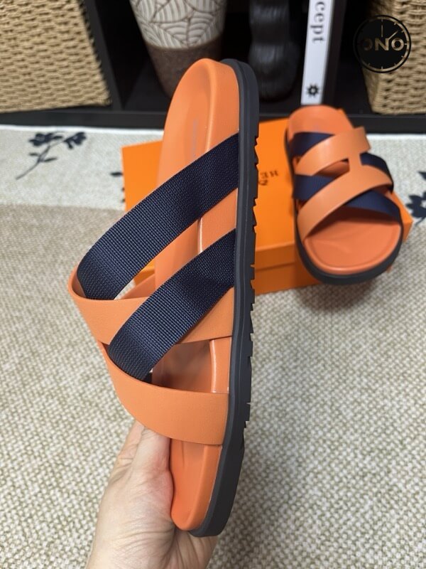 Hermes-Slippers_7_5.jpg