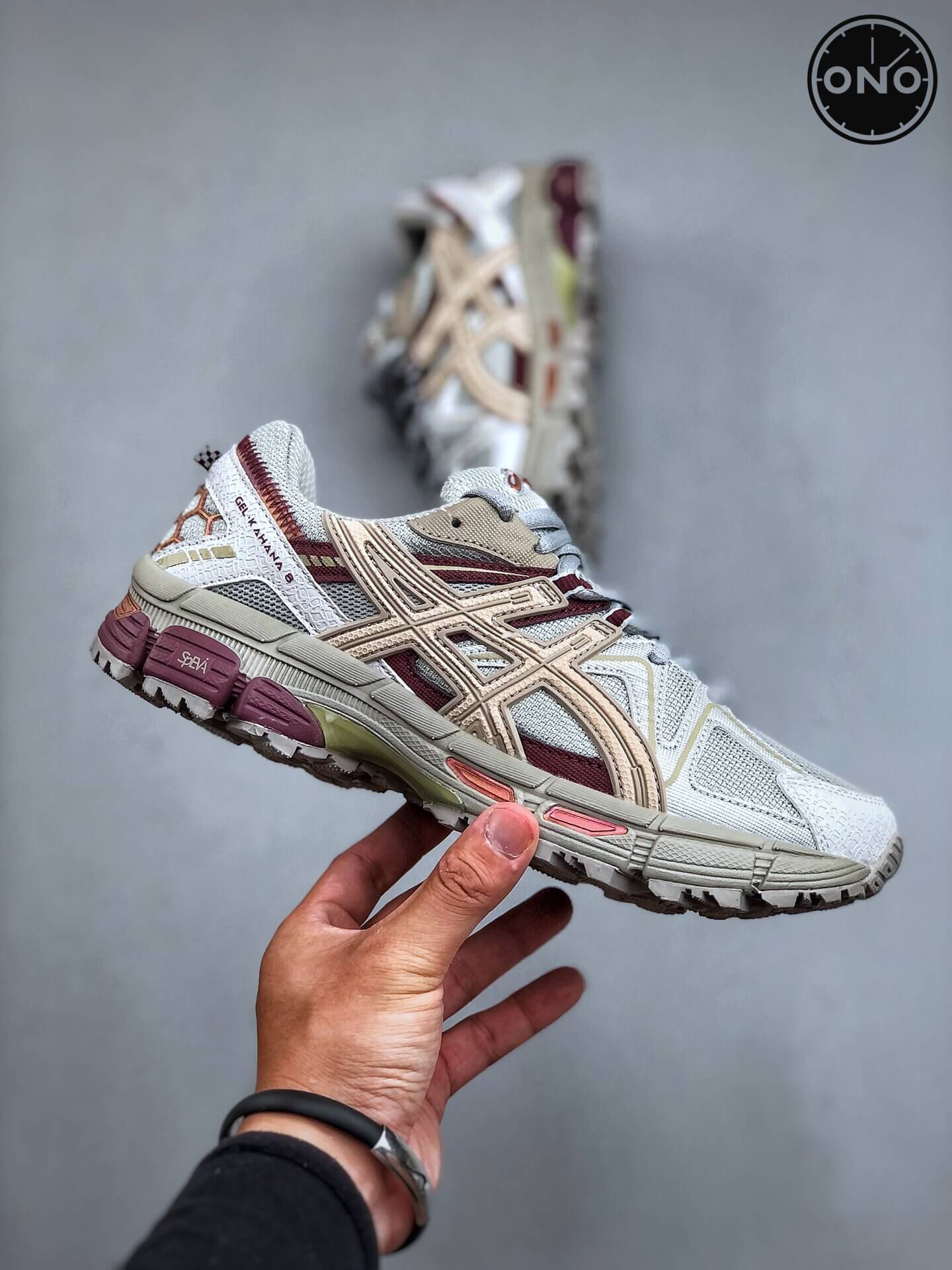 Asics_15_4.jpg