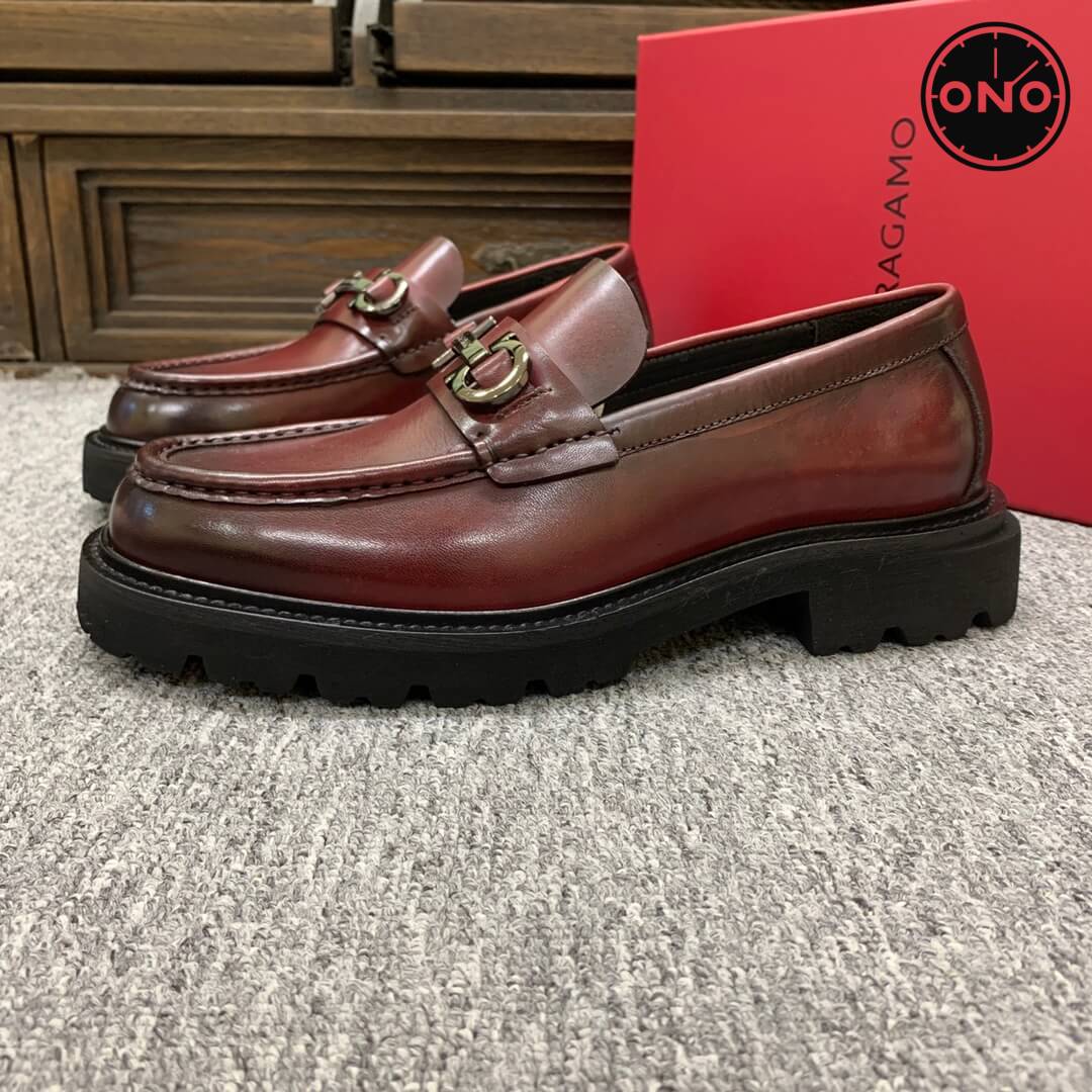 Ferragamo_60_4.jpg