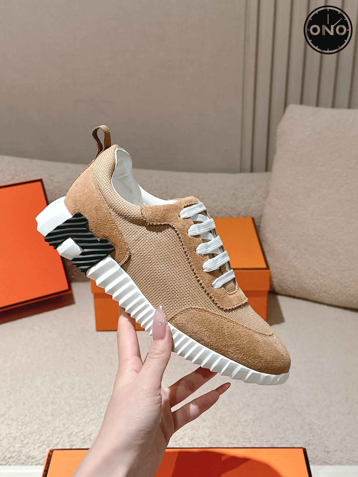 Hermes_60_5.jpg