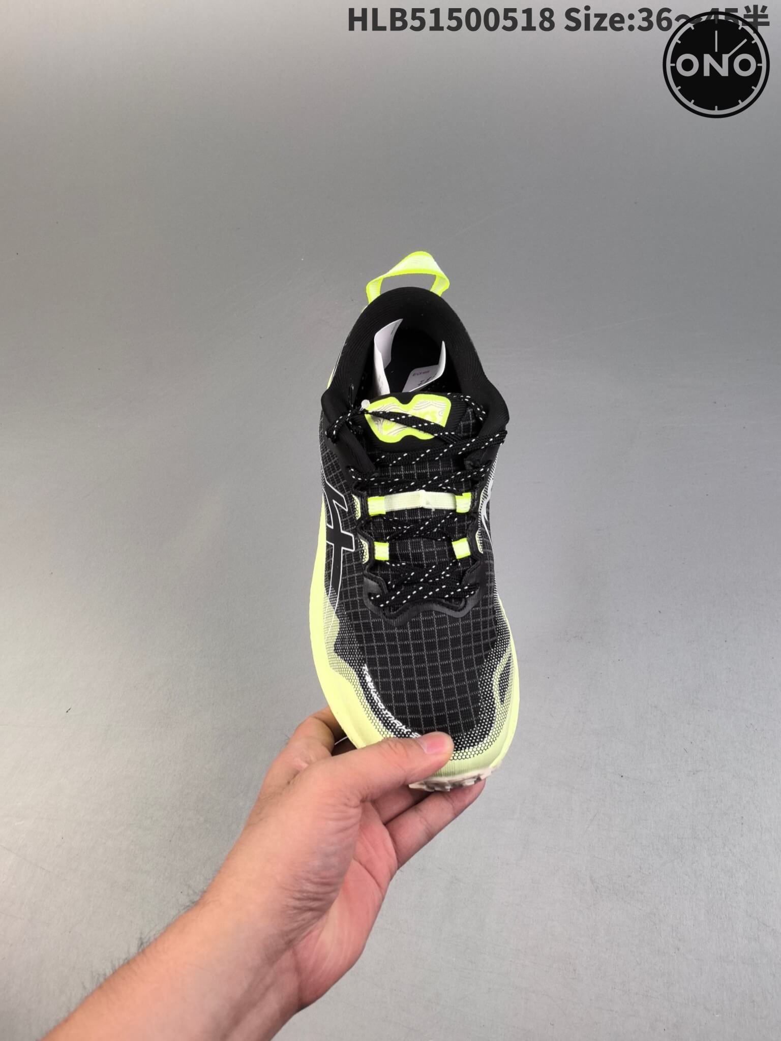Asics_3_4.jpg