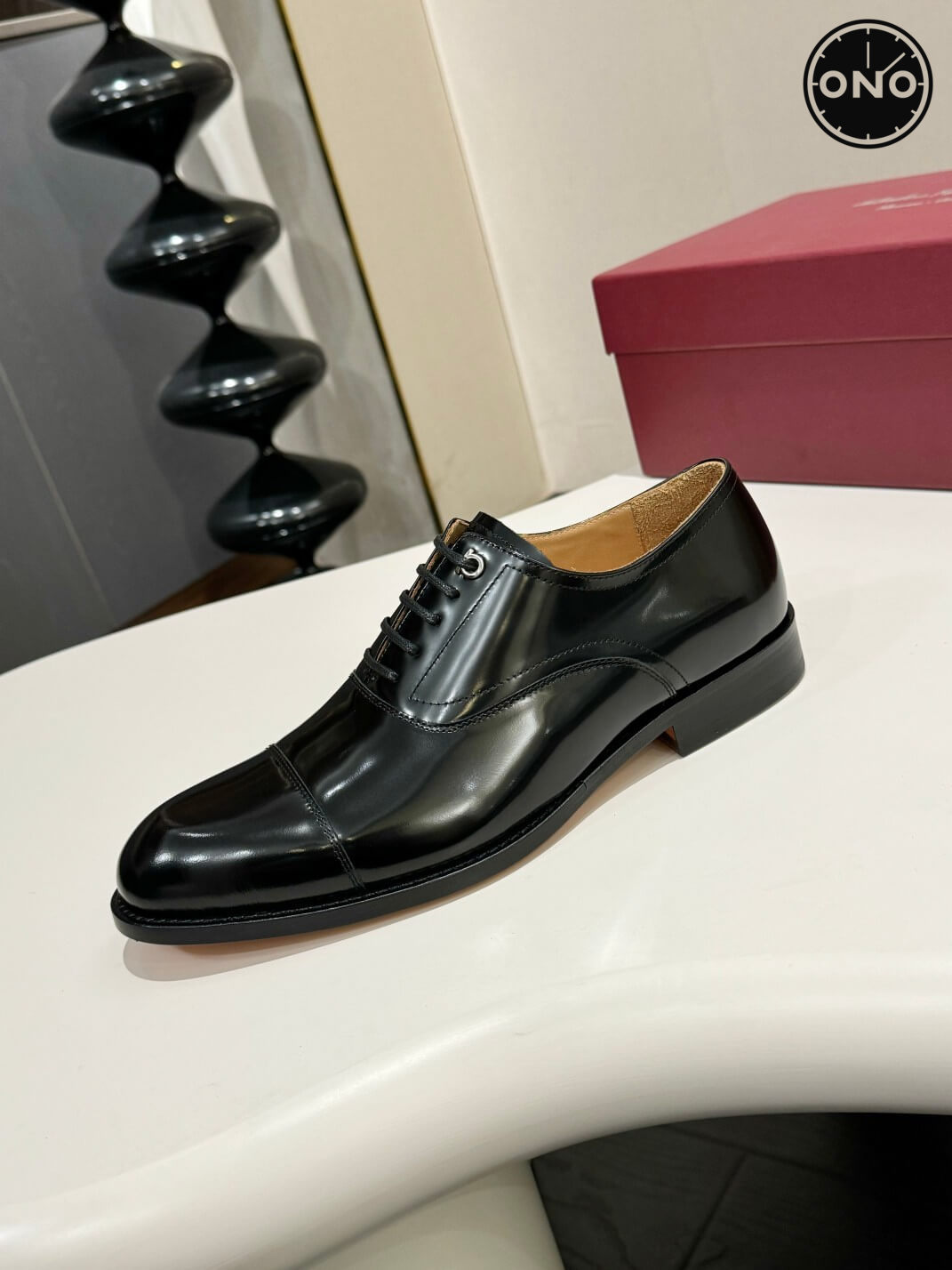 Ferragamo_25_9.jpg