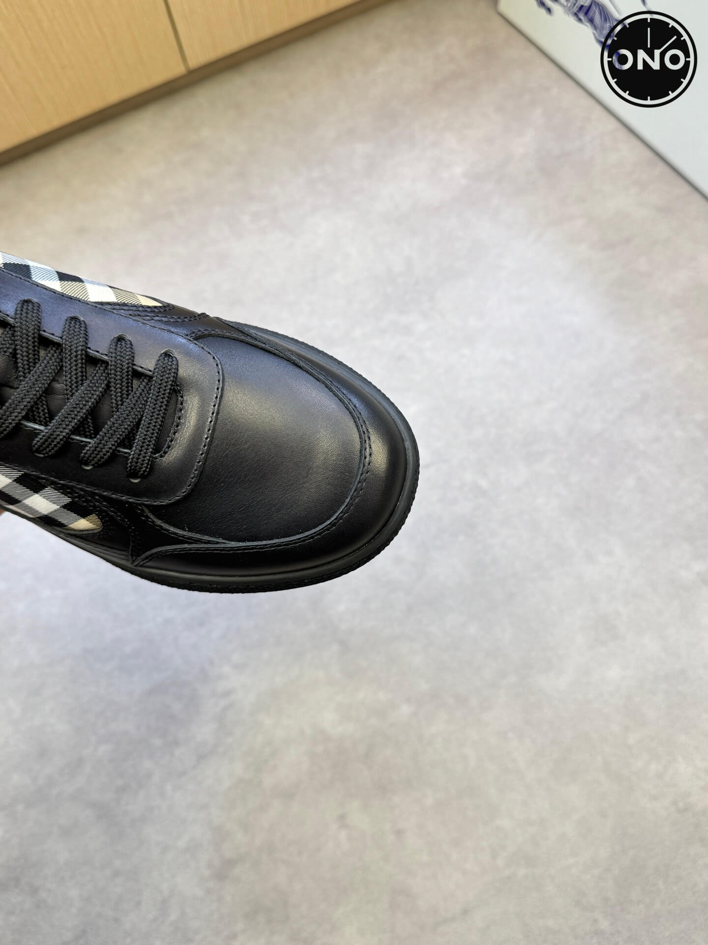 Burberry_52_6.jpg