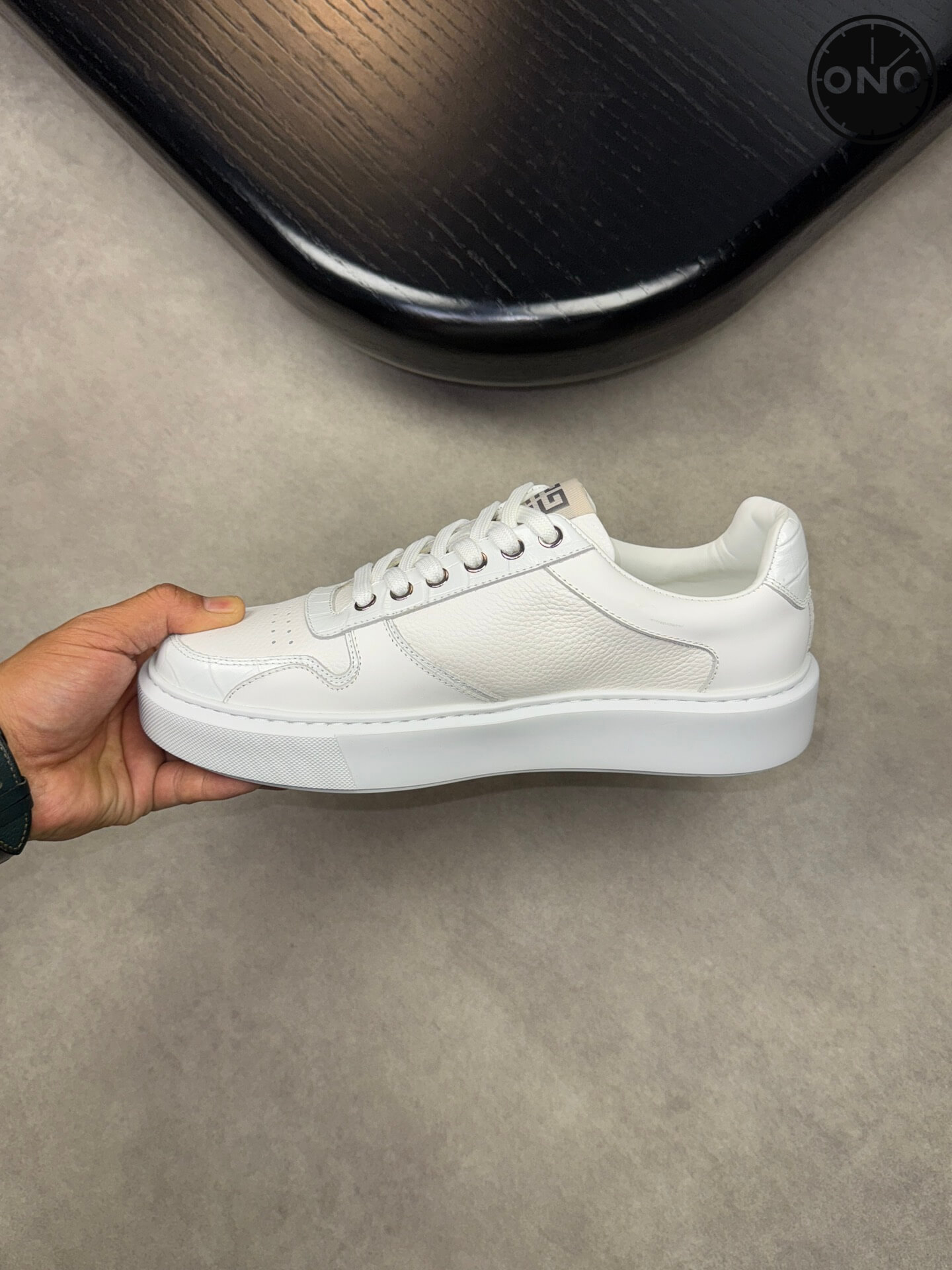 Givenchy_41_5.jpg