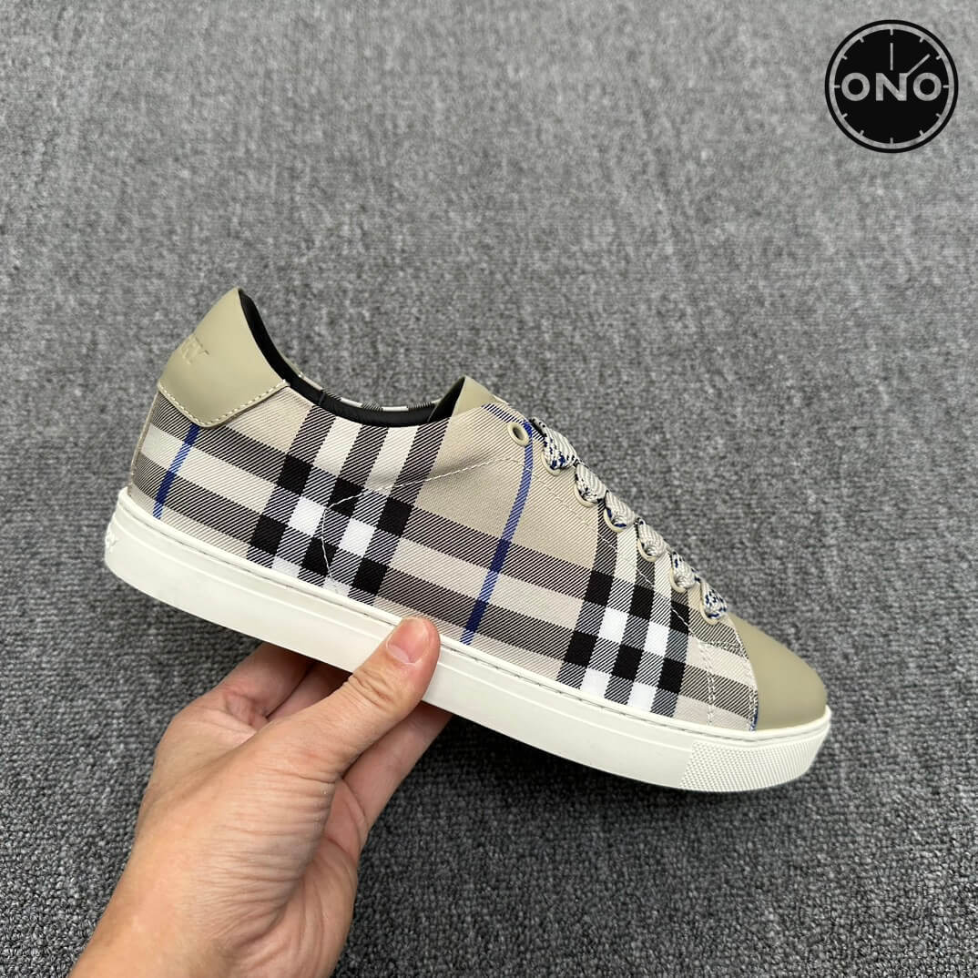 Burberry_17_3.jpg