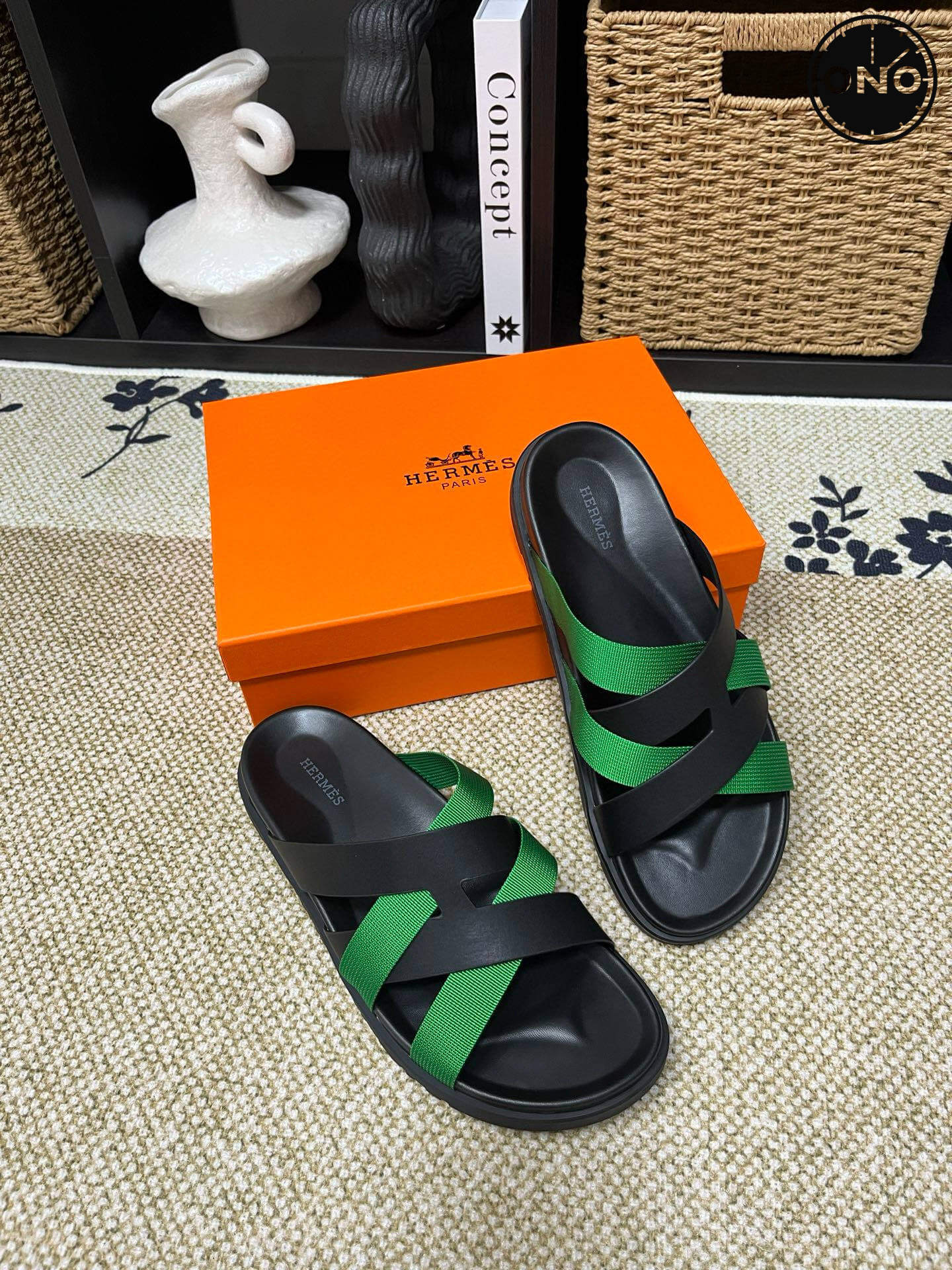 Hermes-Slippers_32_4.jpg