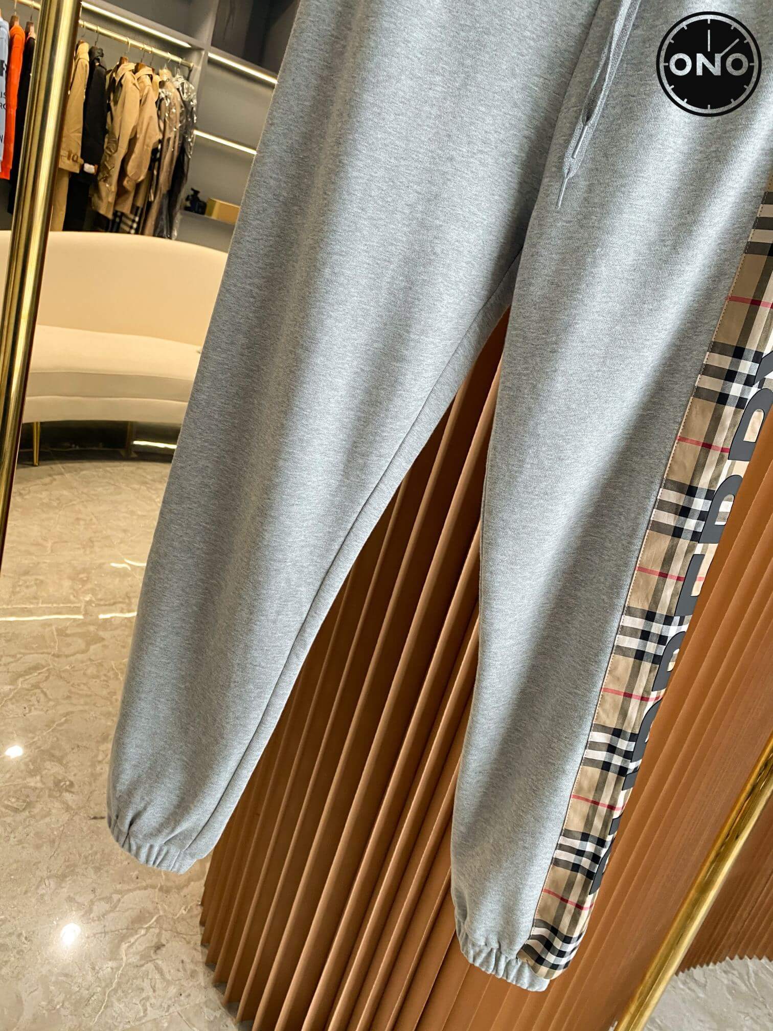 Burberry_trousers_47_3.jpg