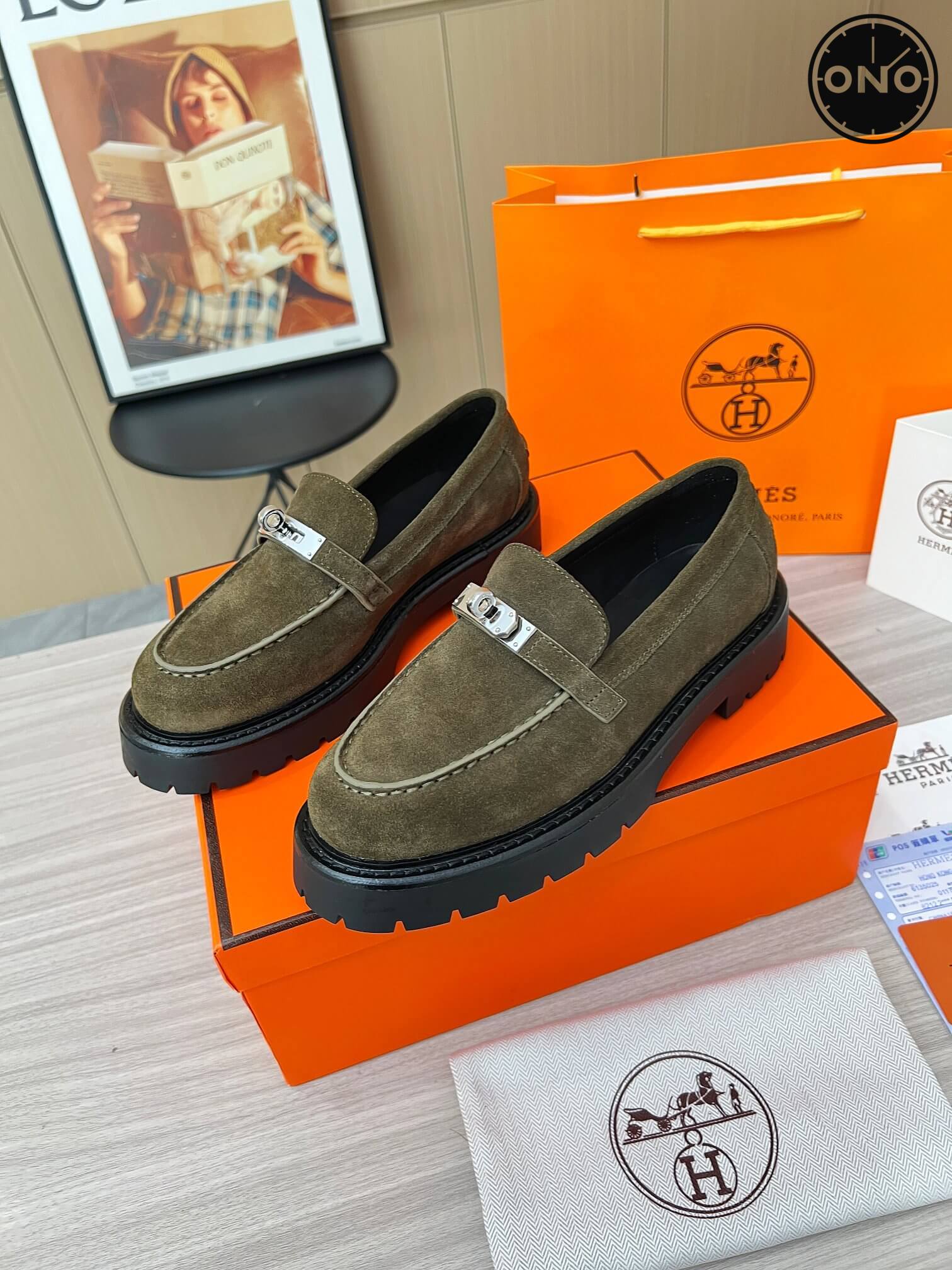 Hermes_4_8.jpg