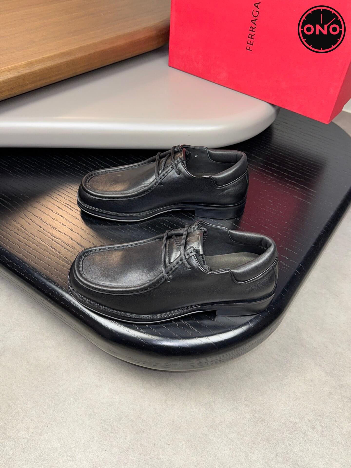 Ferragamo_85_3.jpg