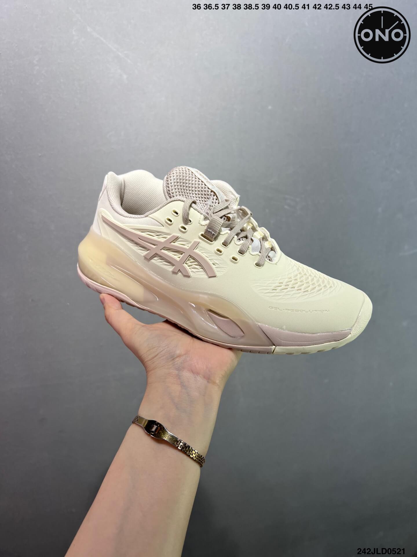Asics_67_2.jpg